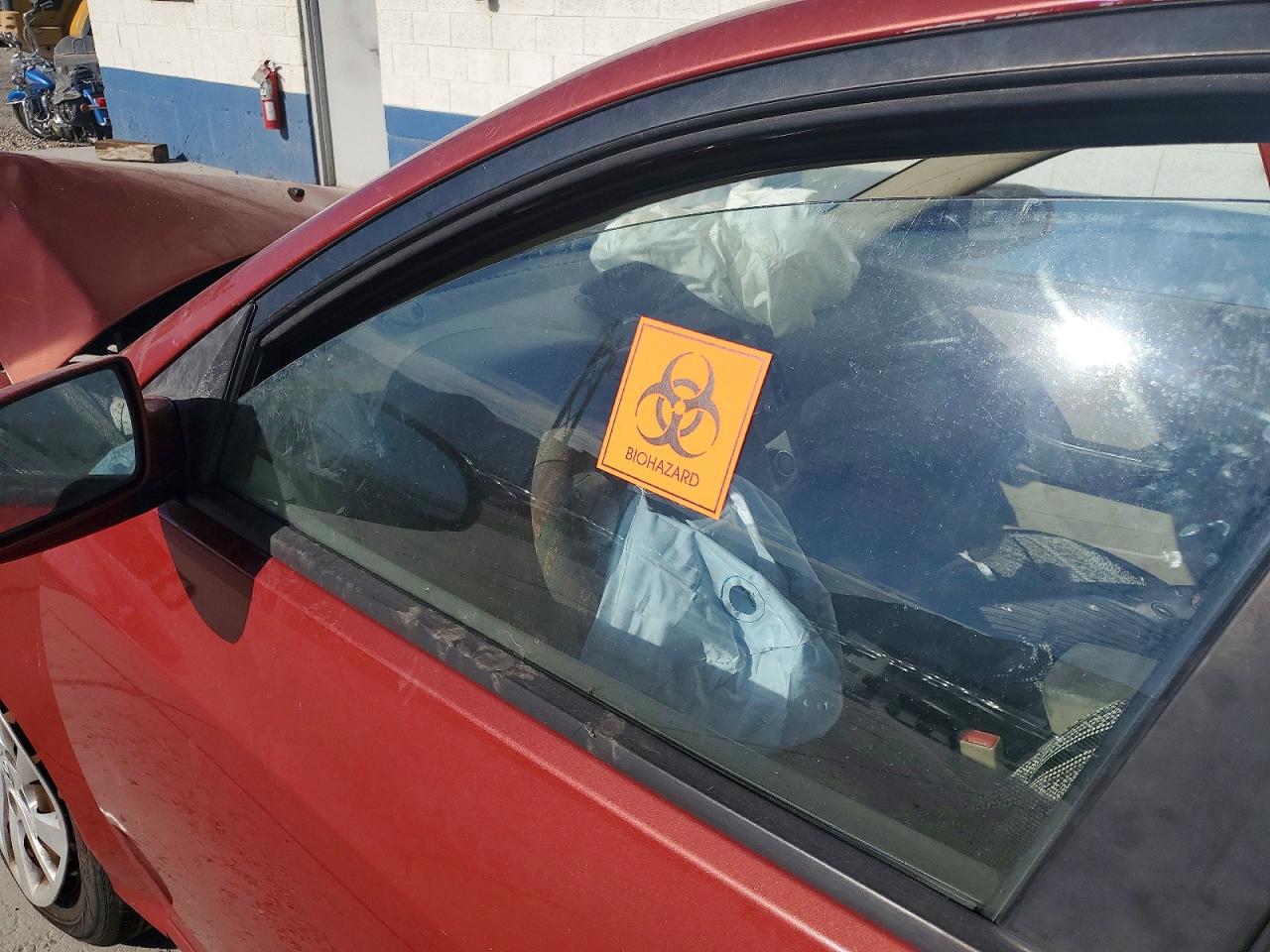 2010 Hyundai Elantra Red vin: KMHDU4AD2AU919955