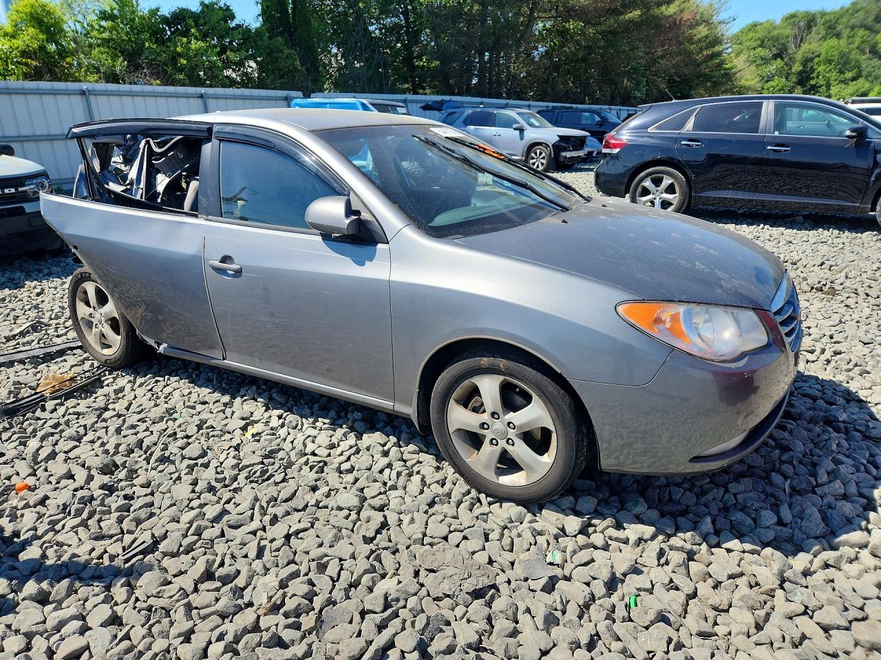 2010 Hyundai Elantra Se Silver vin: KMHDU4AD3AU090961
