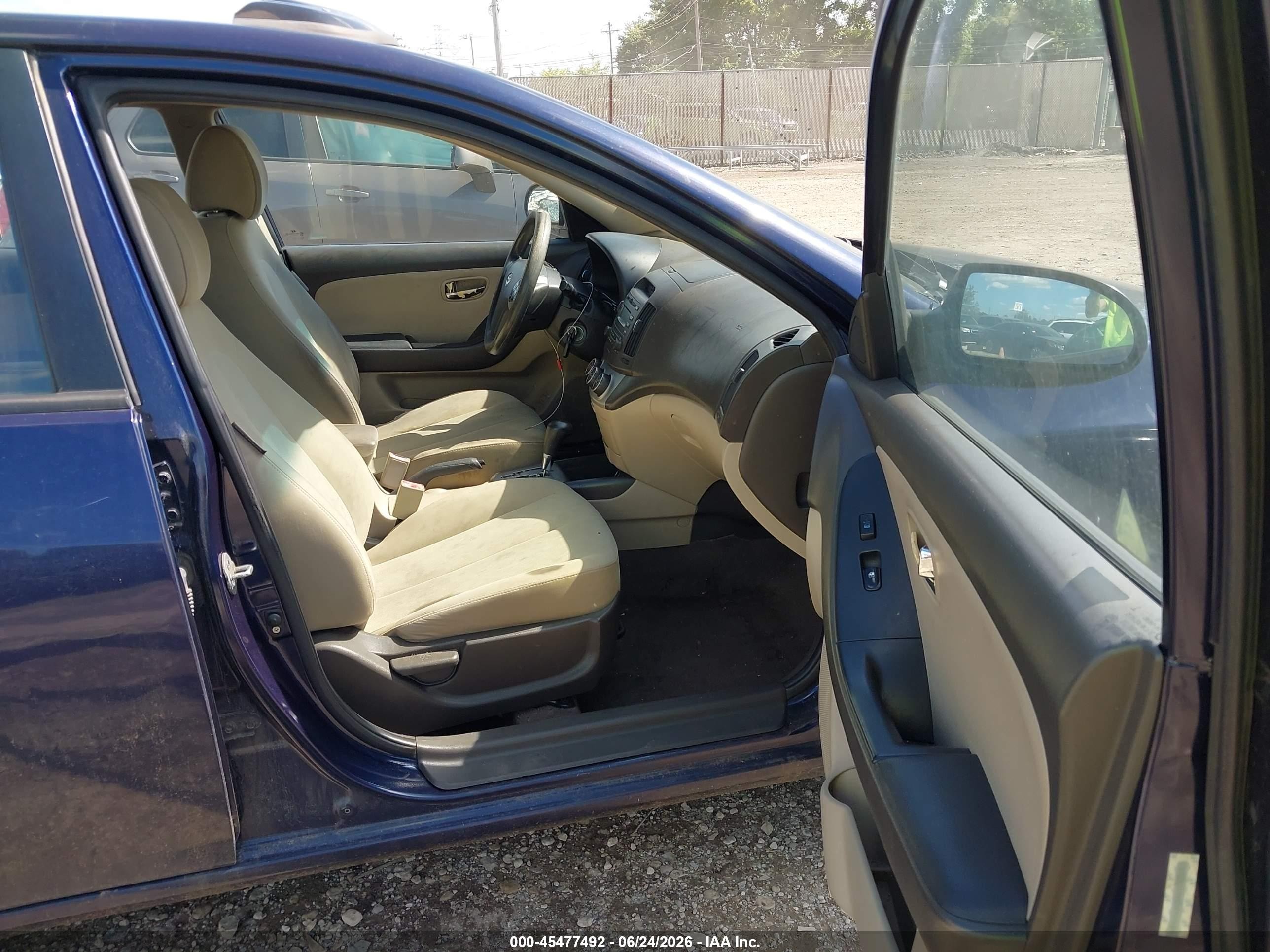 2010 Hyundai Elantra Gls Blue vin: KMHDU4AD3AU108598