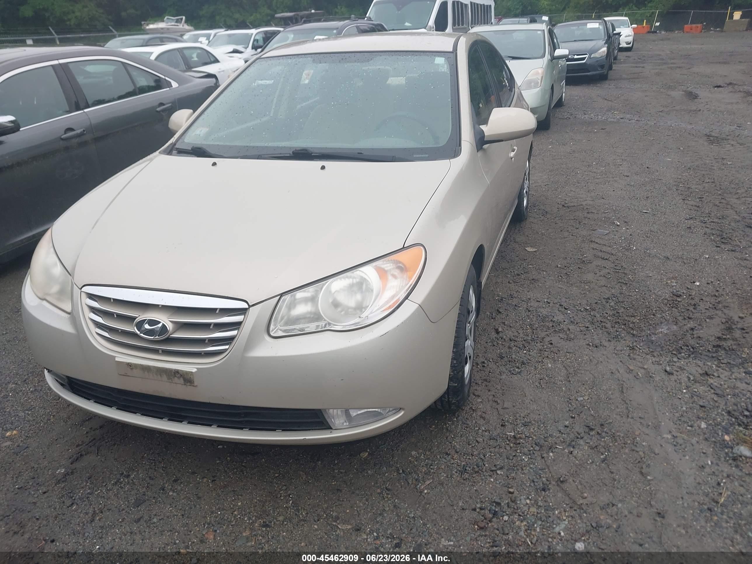 2010 Hyundai Elantra Gls Beige vin: KMHDU4AD3AU162922