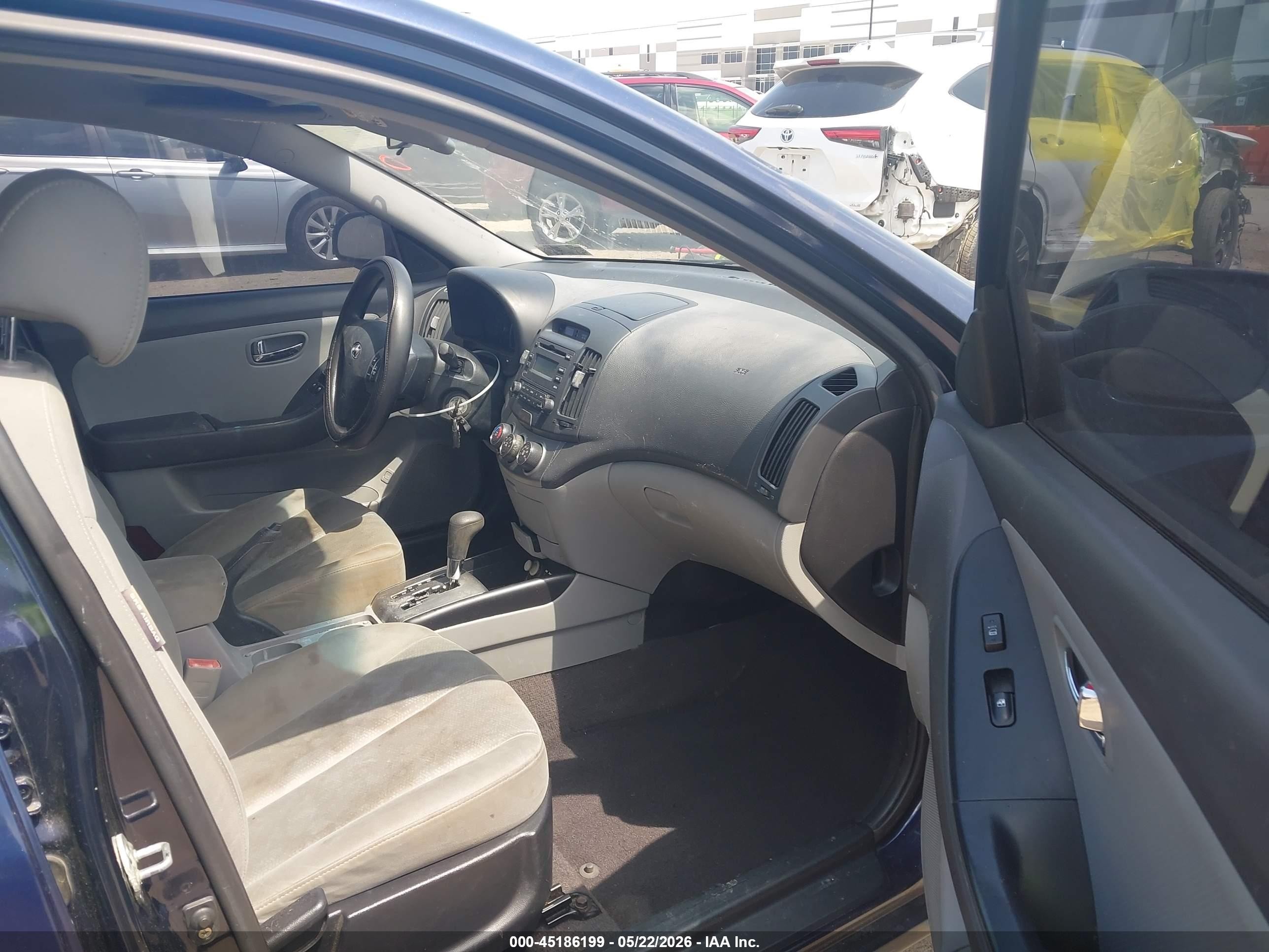 2010 Hyundai Elantra Gls Blue vin: KMHDU4AD3AU830573