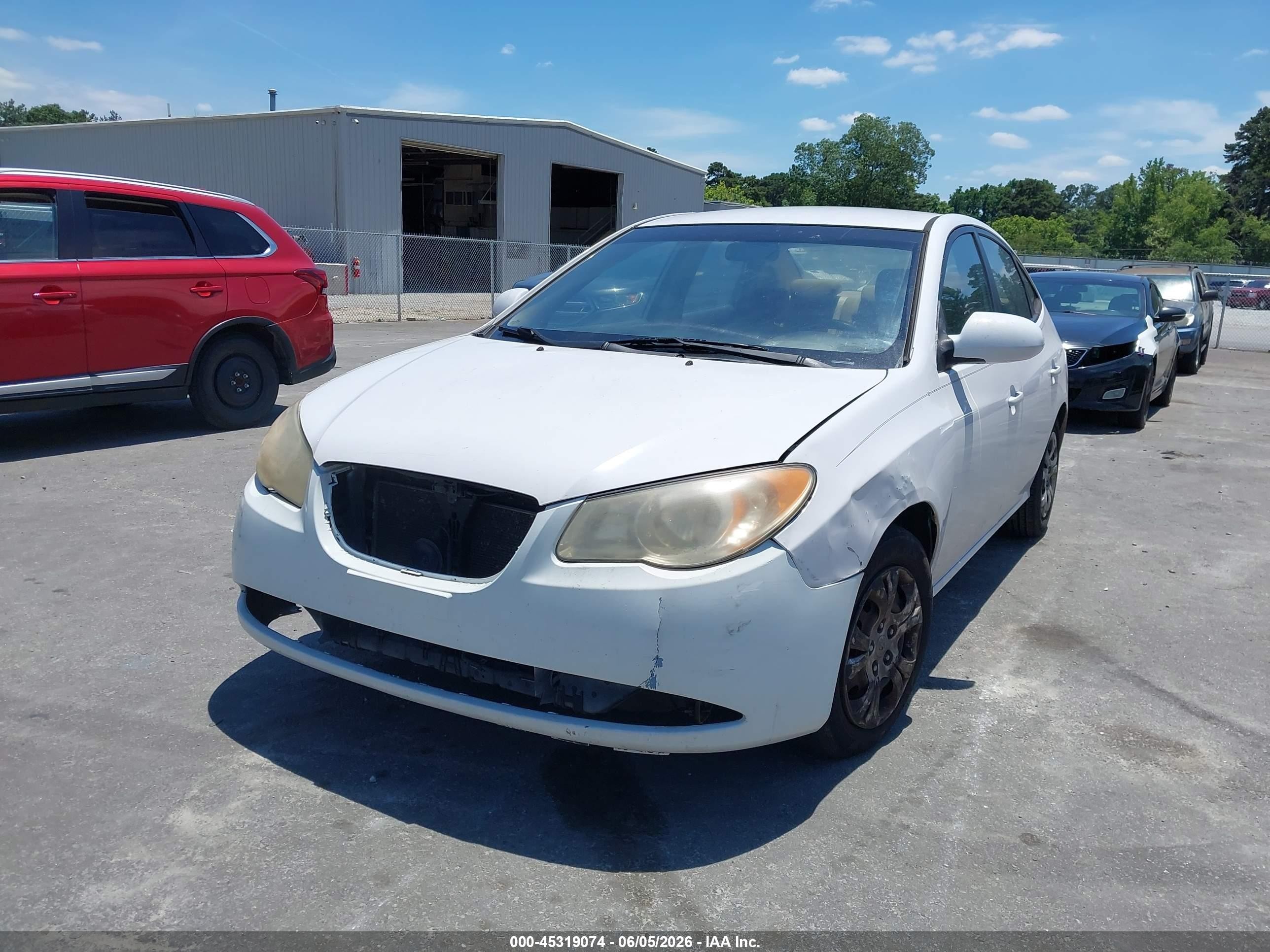 2010 Hyundai Elantra Gls White vin: KMHDU4AD3AU852623