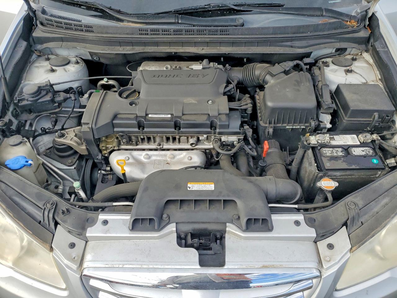2010 Hyundai Elantra Se Silver vin: KMHDU4AD3AU856039