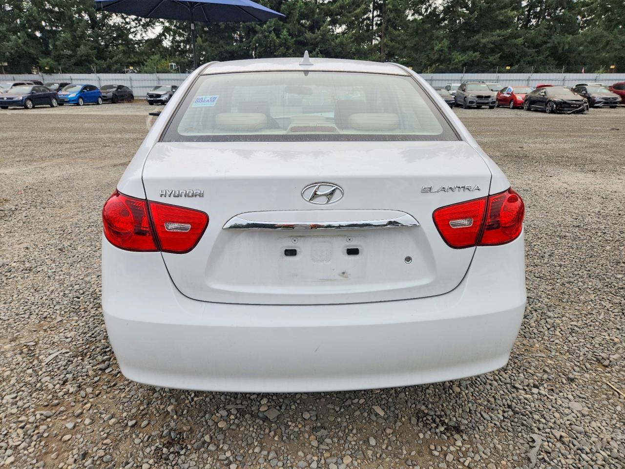 2010 Hyundai Elantra Gls Белый vin: KMHDU4AD3AU890496