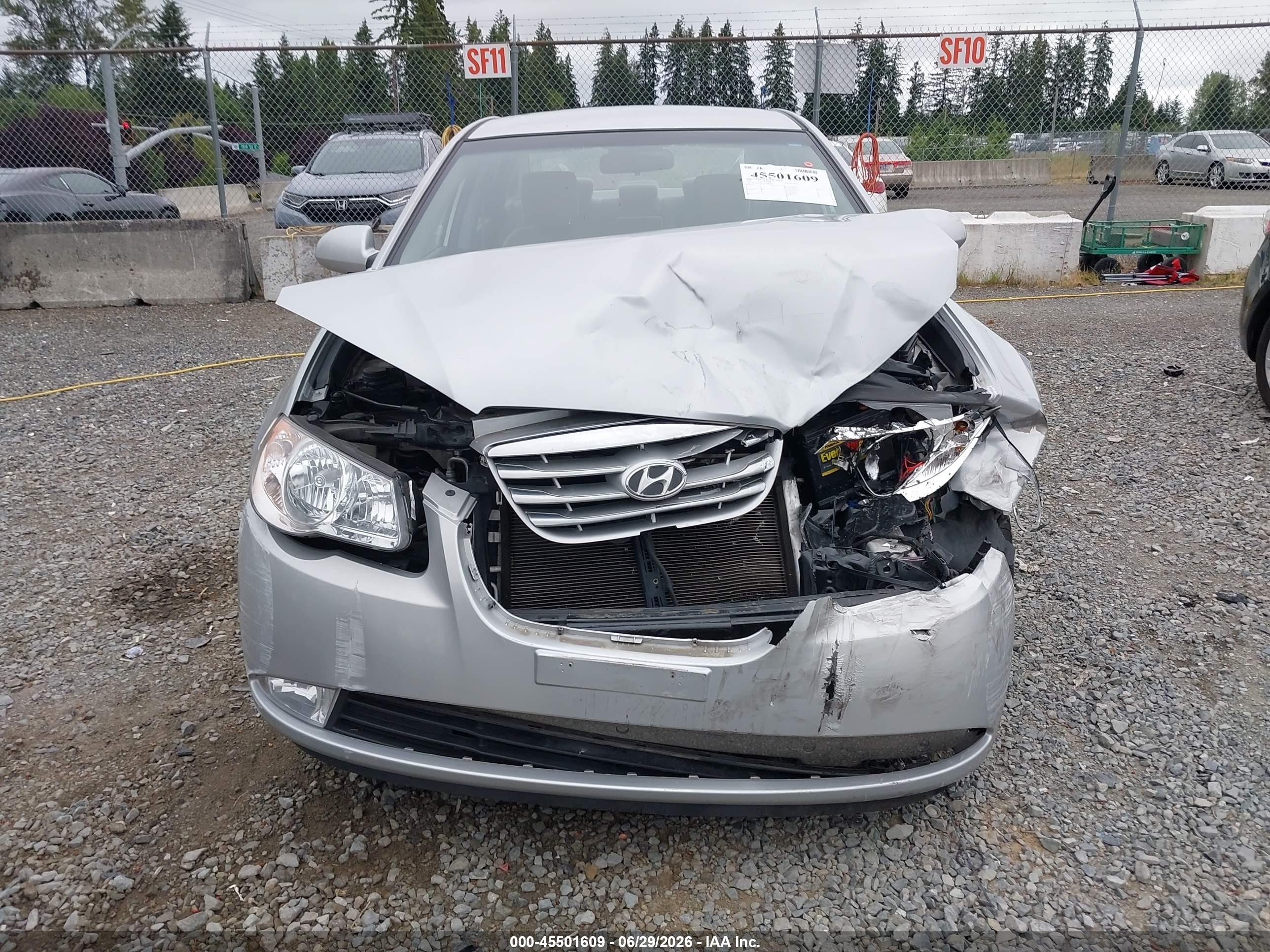 2010 Hyundai Elantra Gls Silver vin: KMHDU4AD3AU901805