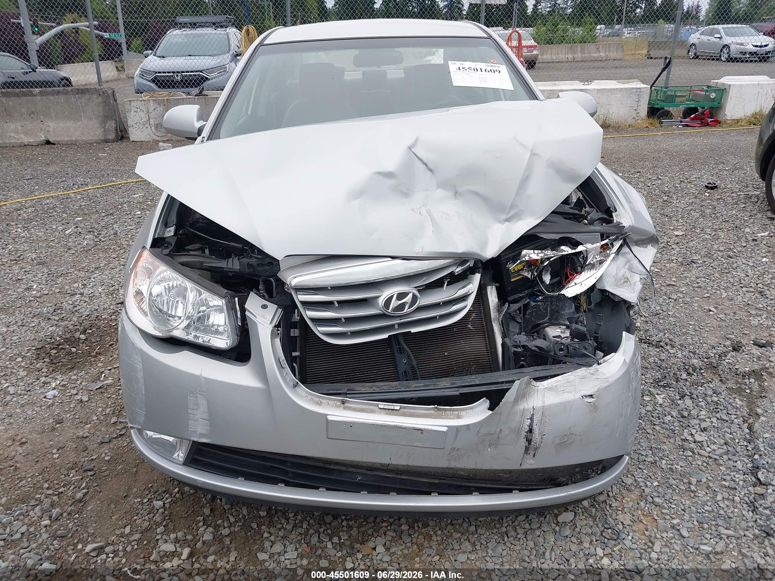 2010 Hyundai Elantra Gls Silver vin: KMHDU4AD3AU901805