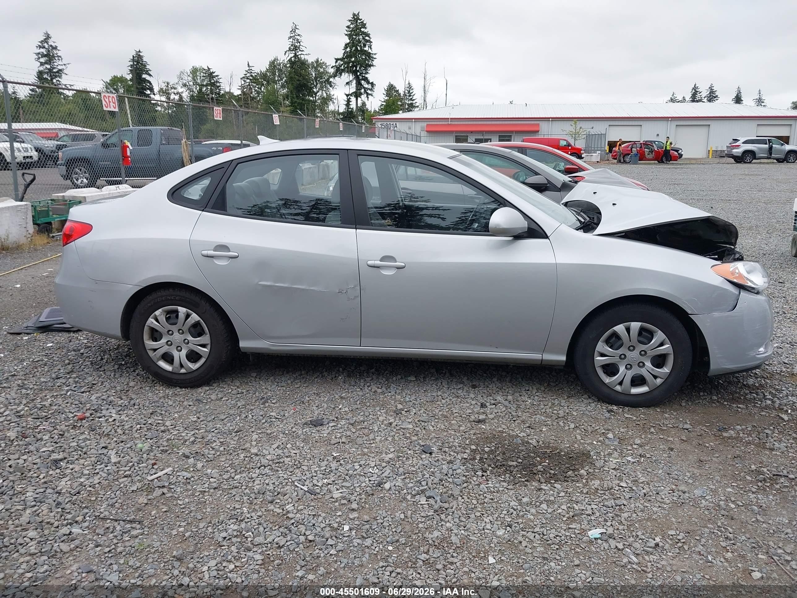 2010 Hyundai Elantra Gls Silver vin: KMHDU4AD3AU901805