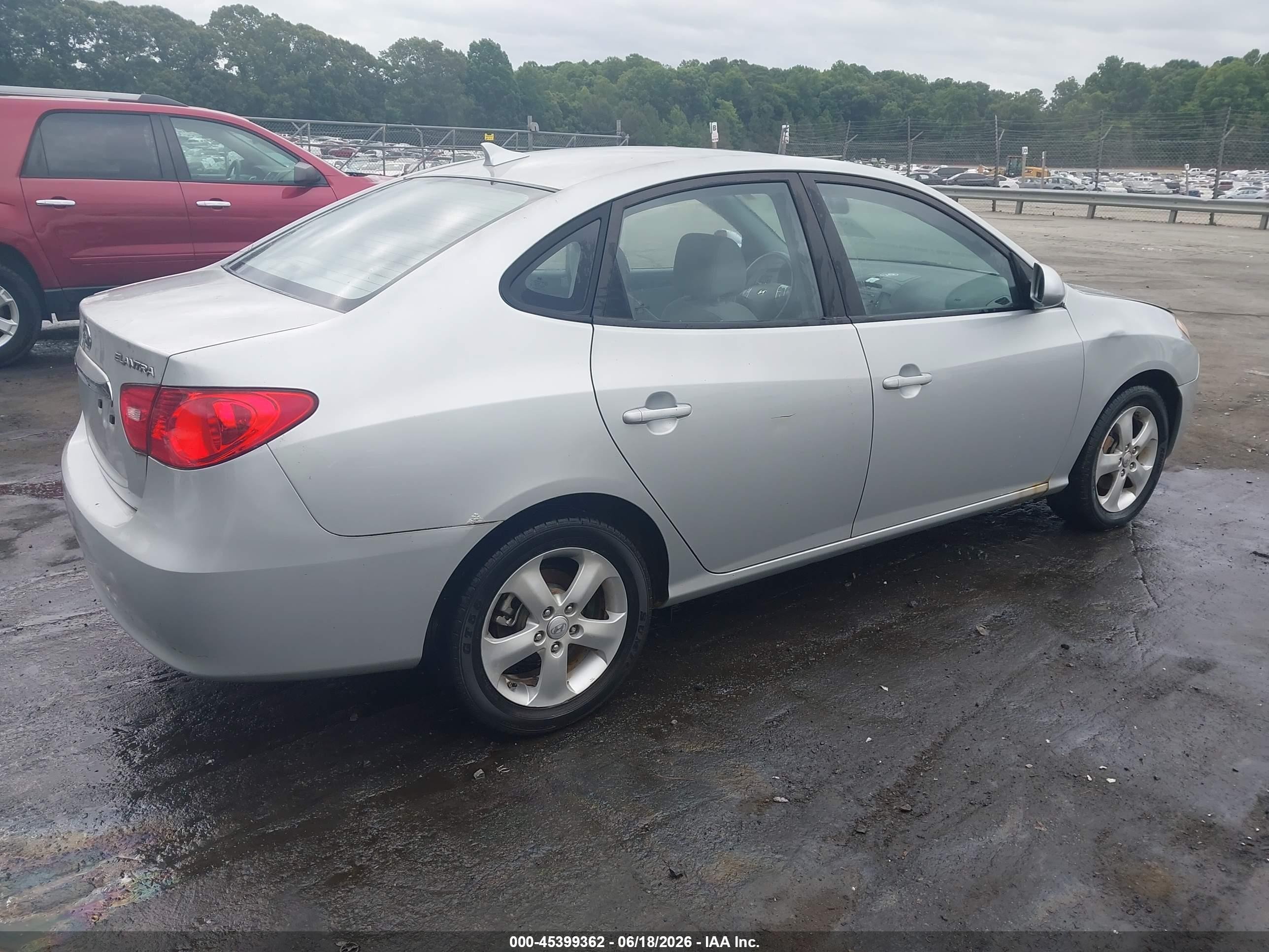 2010 Hyundai Elantra Se Silver vin: KMHDU4AD4AU021552