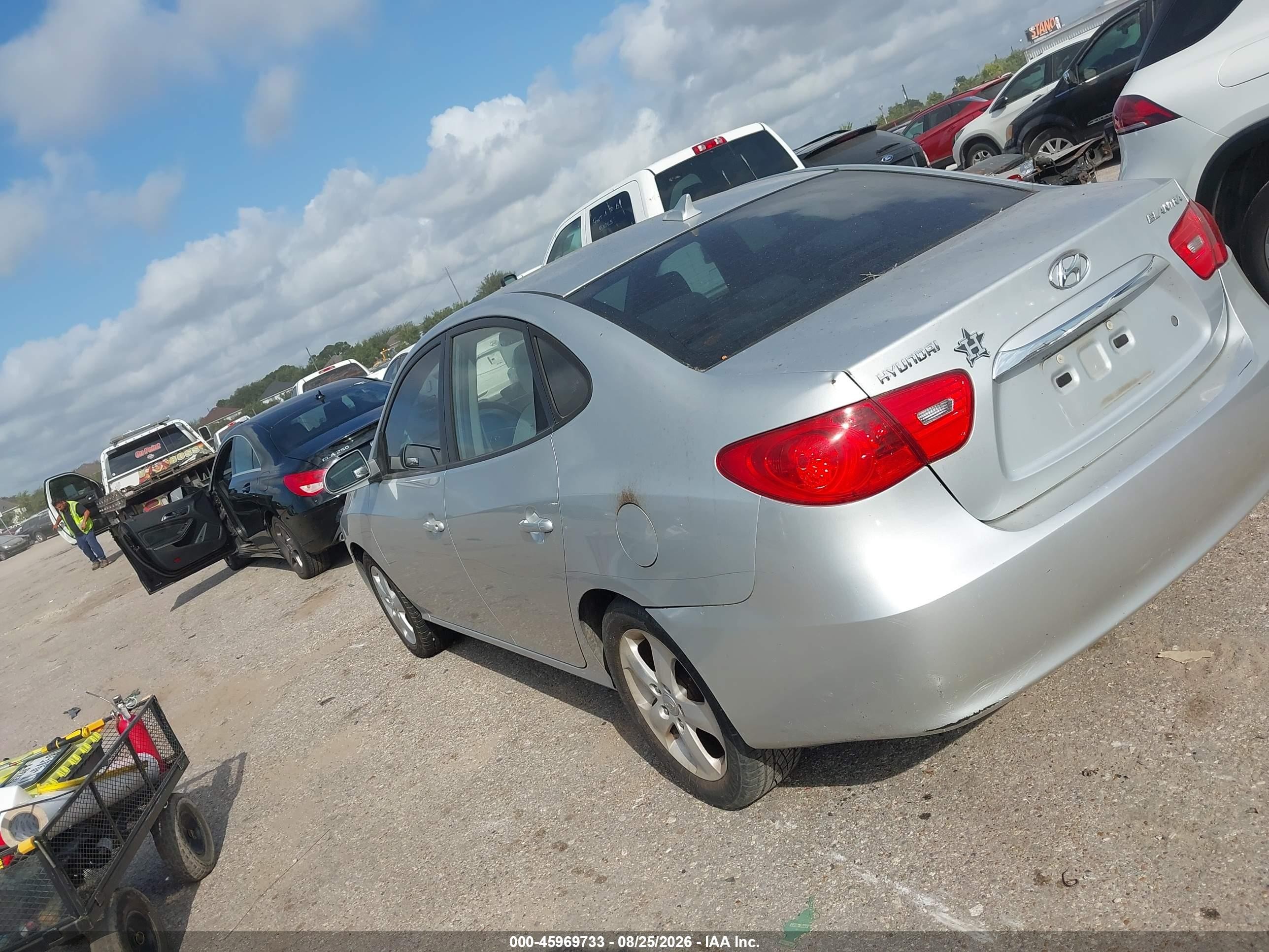2010 Hyundai Elantra Se Silver vin: KMHDU4AD4AU113907
