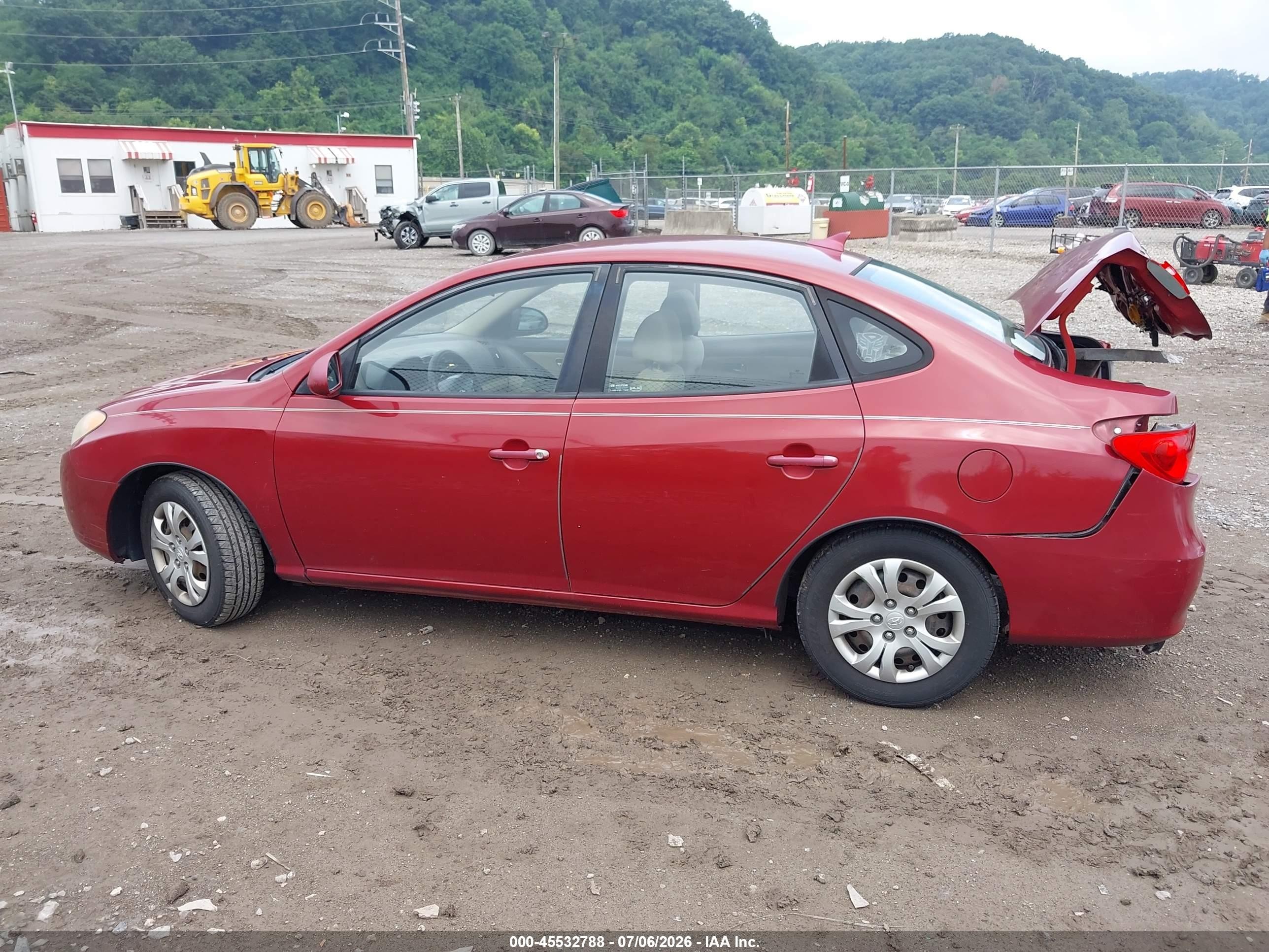 2010 Hyundai Elantra Gls Red vin: KMHDU4AD4AU148673
