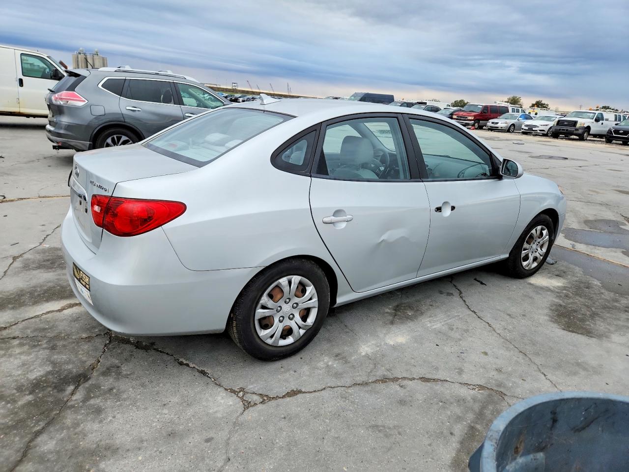 2010 Hyundai Elantra Blue Серебряный vin: KMHDU4AD4AU163190