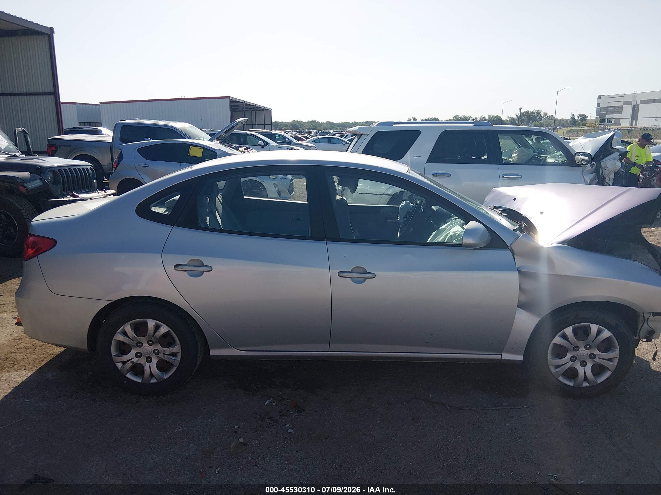 2010 Hyundai Elantra Gls Silver vin: KMHDU4AD4AU841517