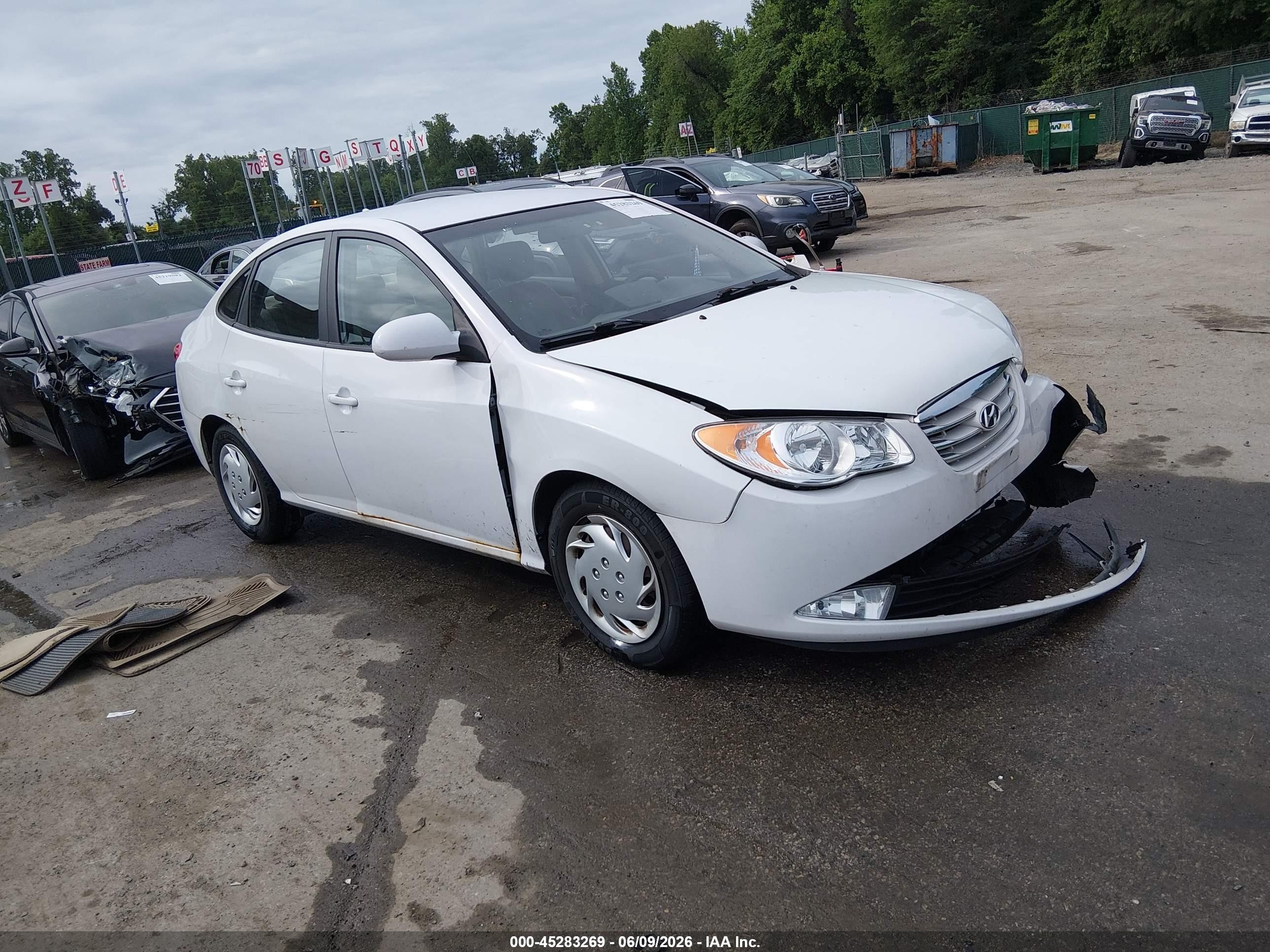 2010 Hyundai Elantra Gls White vin: KMHDU4AD4AU850153