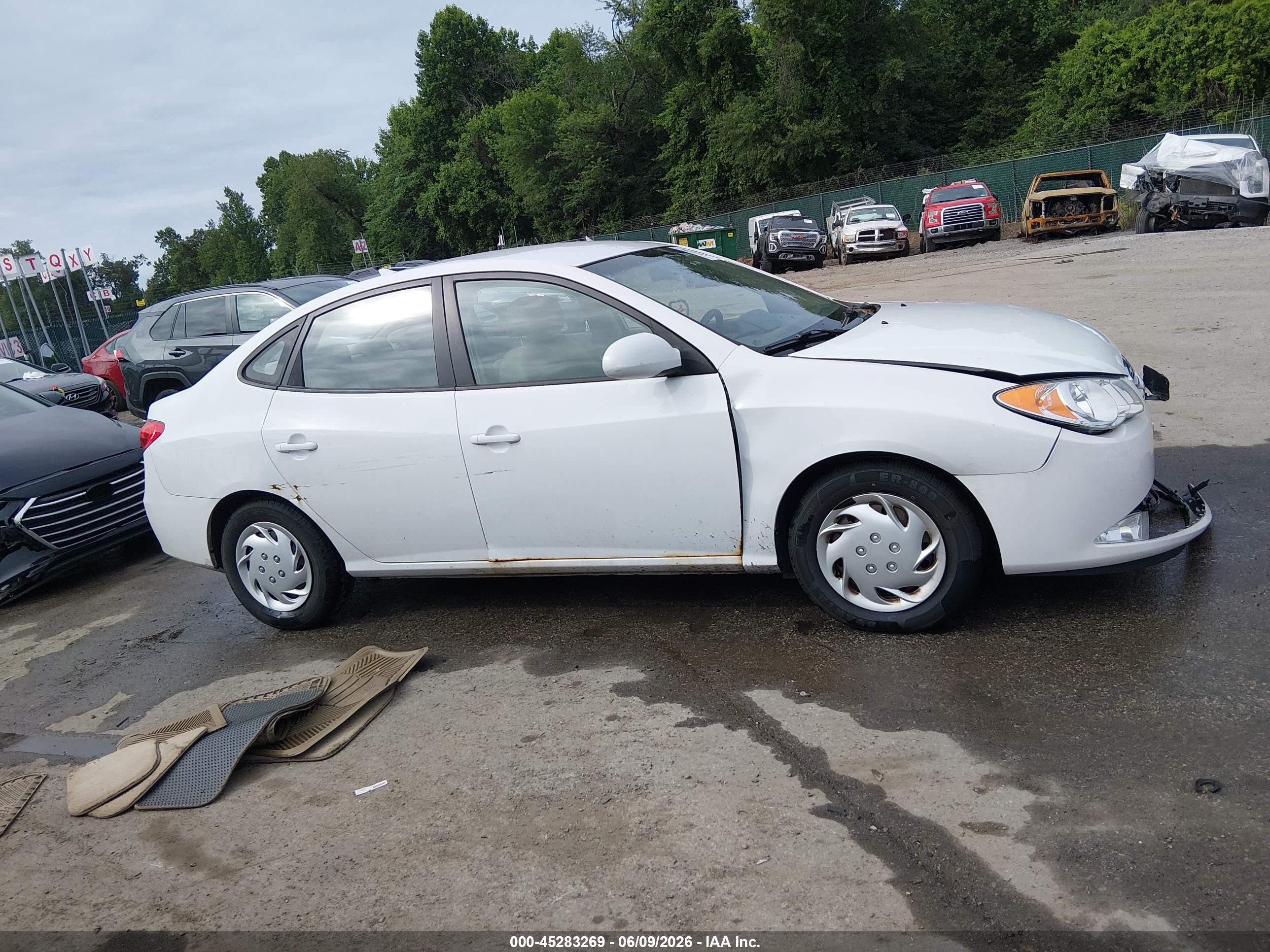 2010 Hyundai Elantra Gls White vin: KMHDU4AD4AU850153