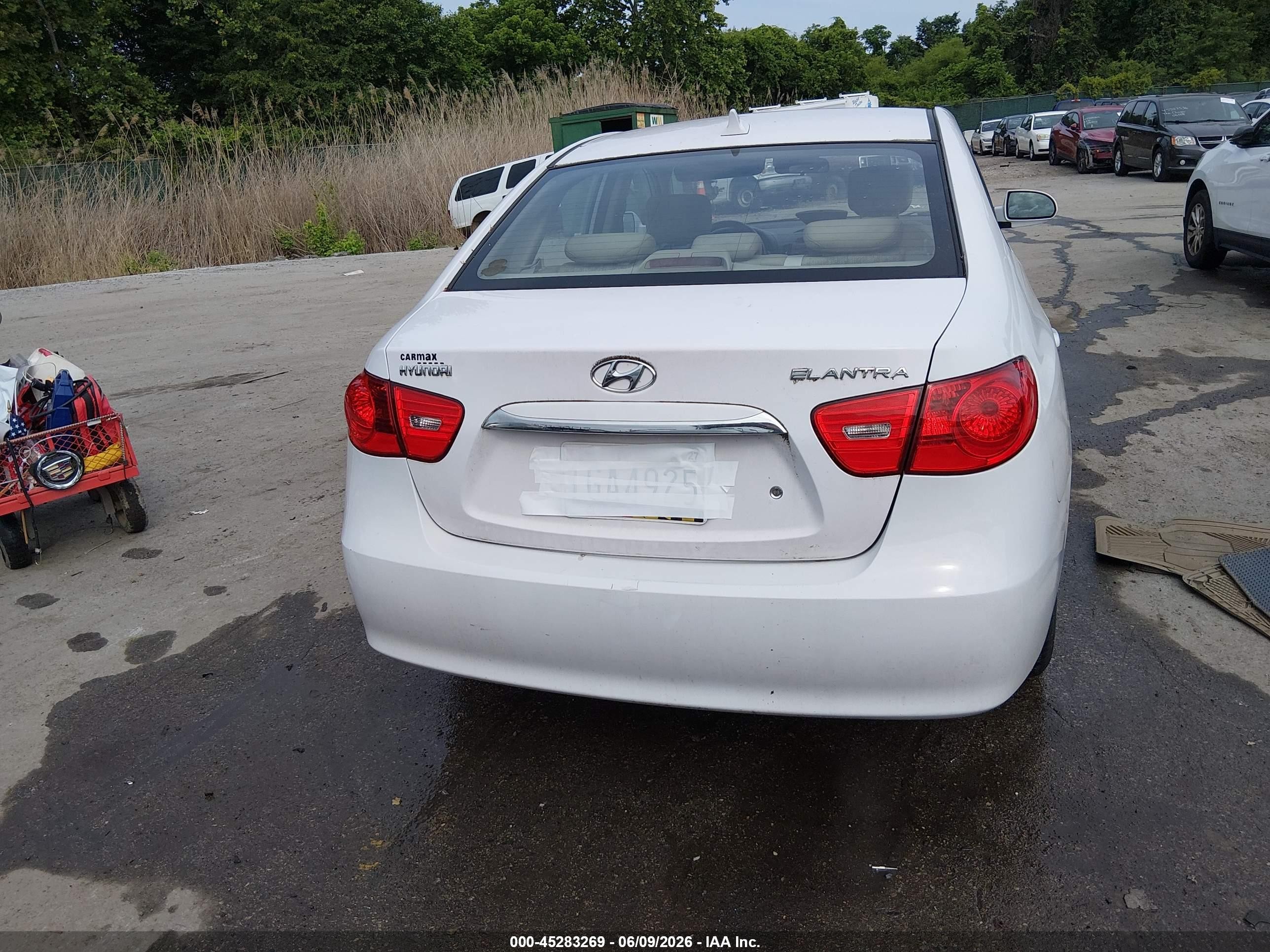 2010 Hyundai Elantra Gls White vin: KMHDU4AD4AU850153