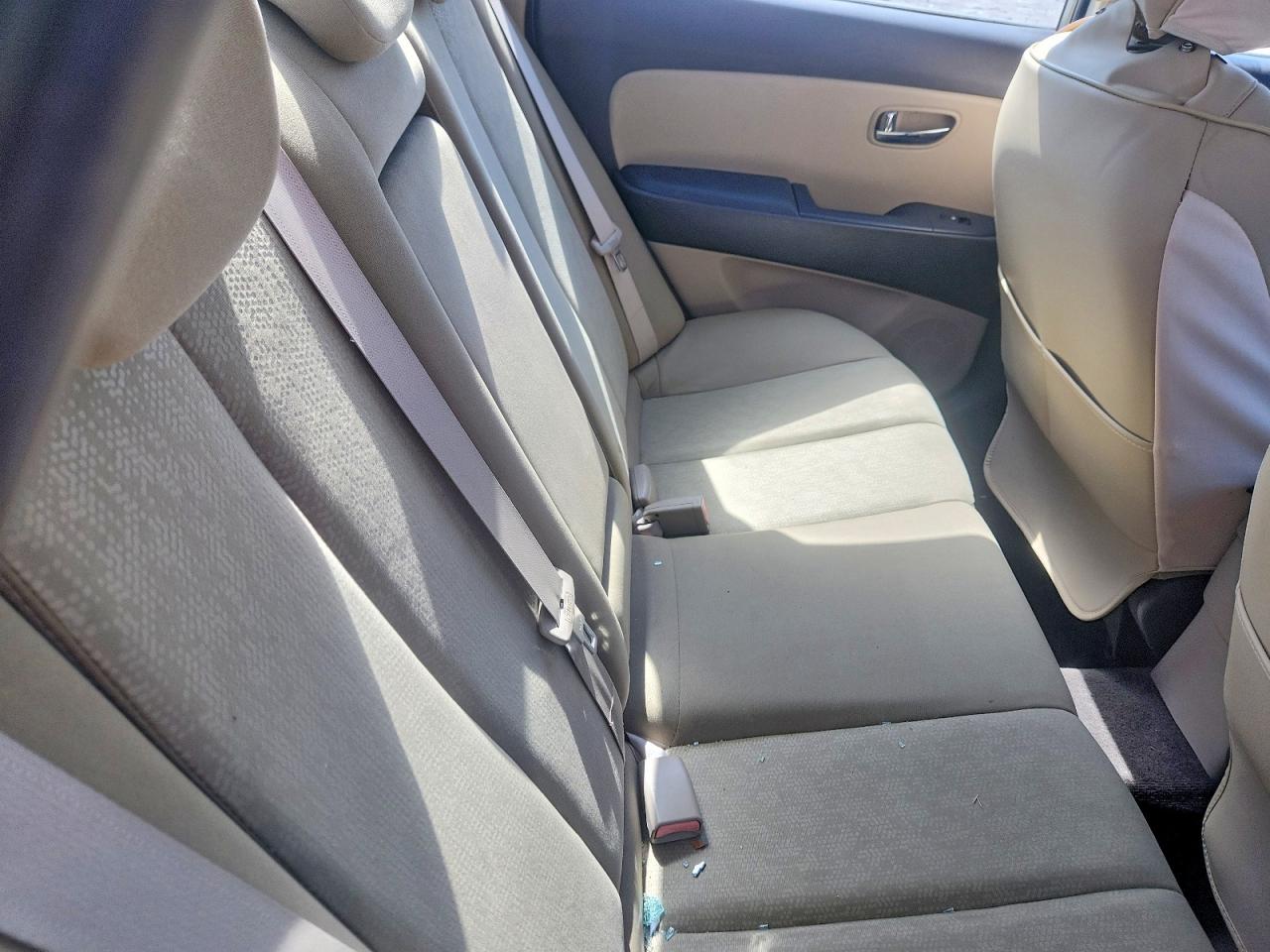 2010 Hyundai Elantra Gls Tan vin: KMHDU4AD4AU863873