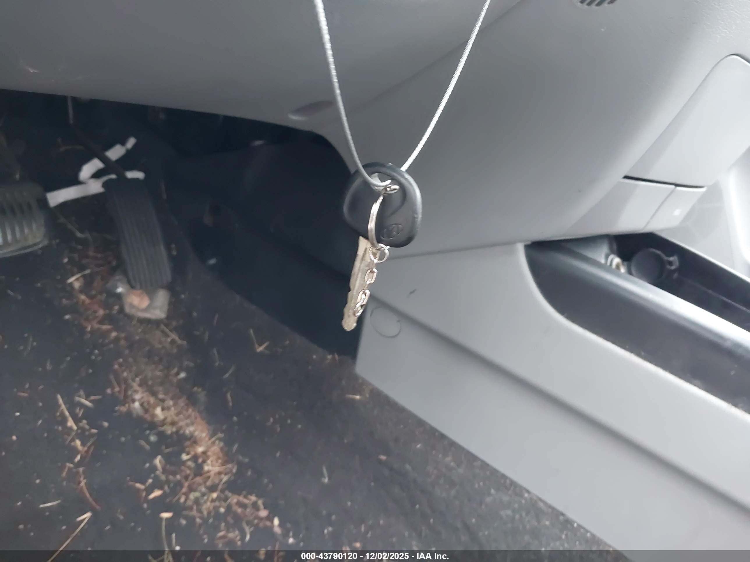 2010 Hyundai Elantra Gls Silver vin: KMHDU4AD4AU887722