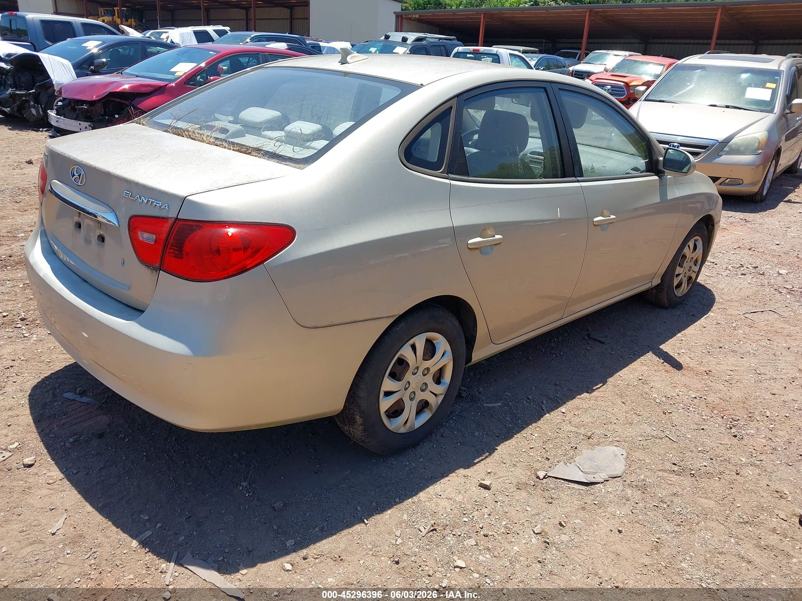 2010 Hyundai Elantra Gls Серебряный vin: KMHDU4AD5AU168947