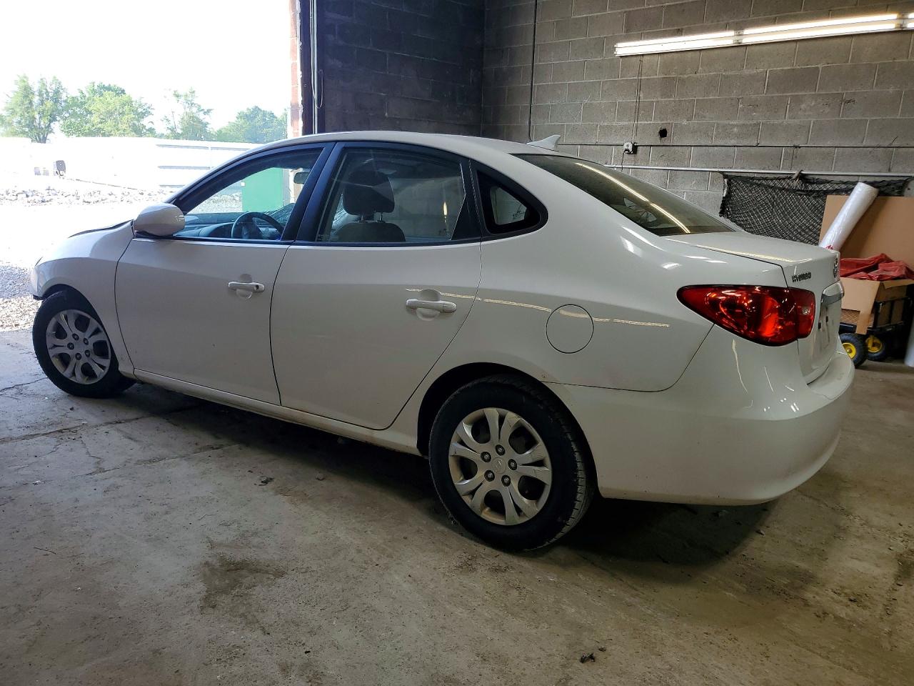 2010 Hyundai Elantra Gls White vin: KMHDU4AD5AU186090