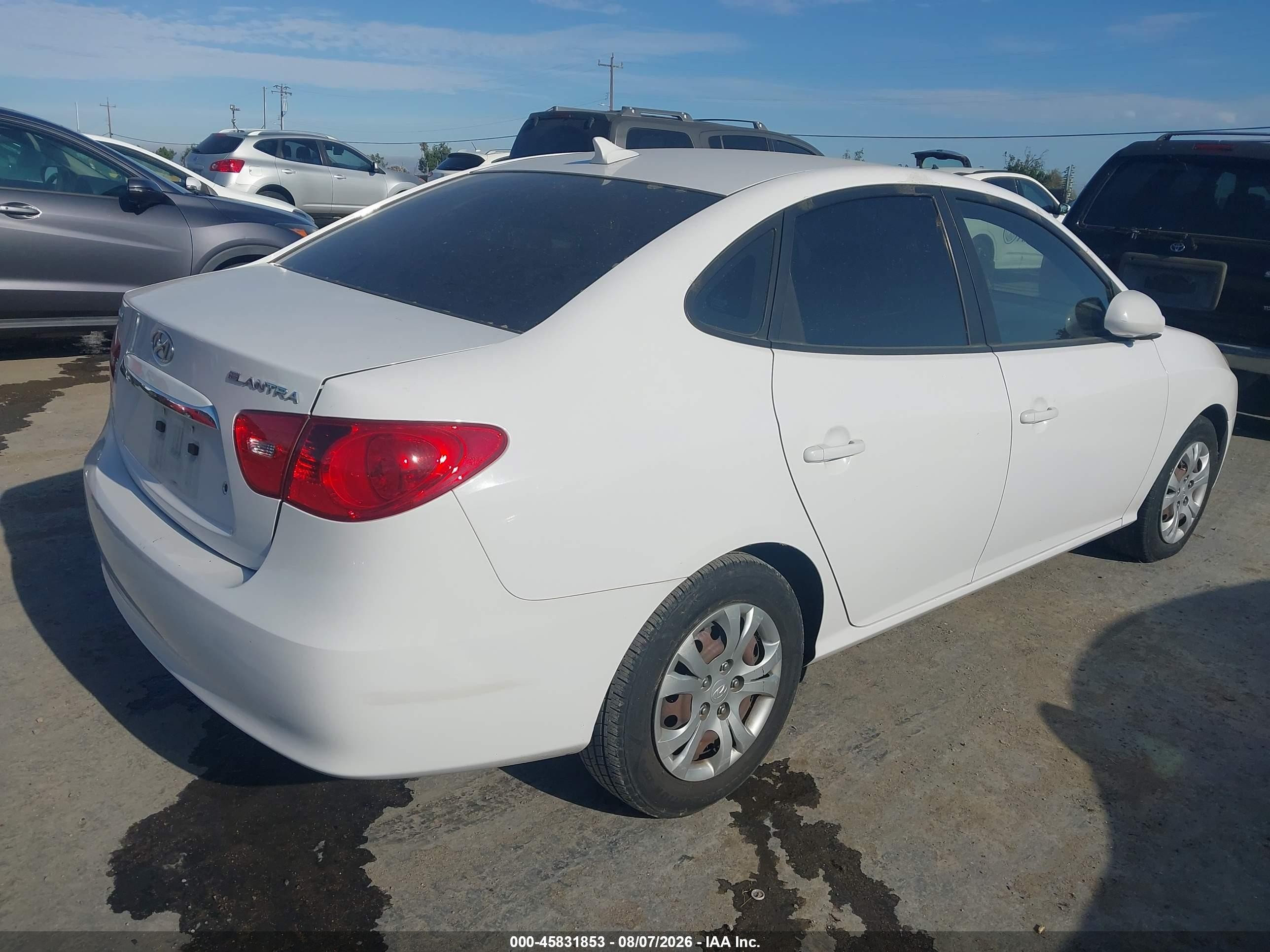 2010 Hyundai Elantra Gls White vin: KMHDU4AD5AU892086