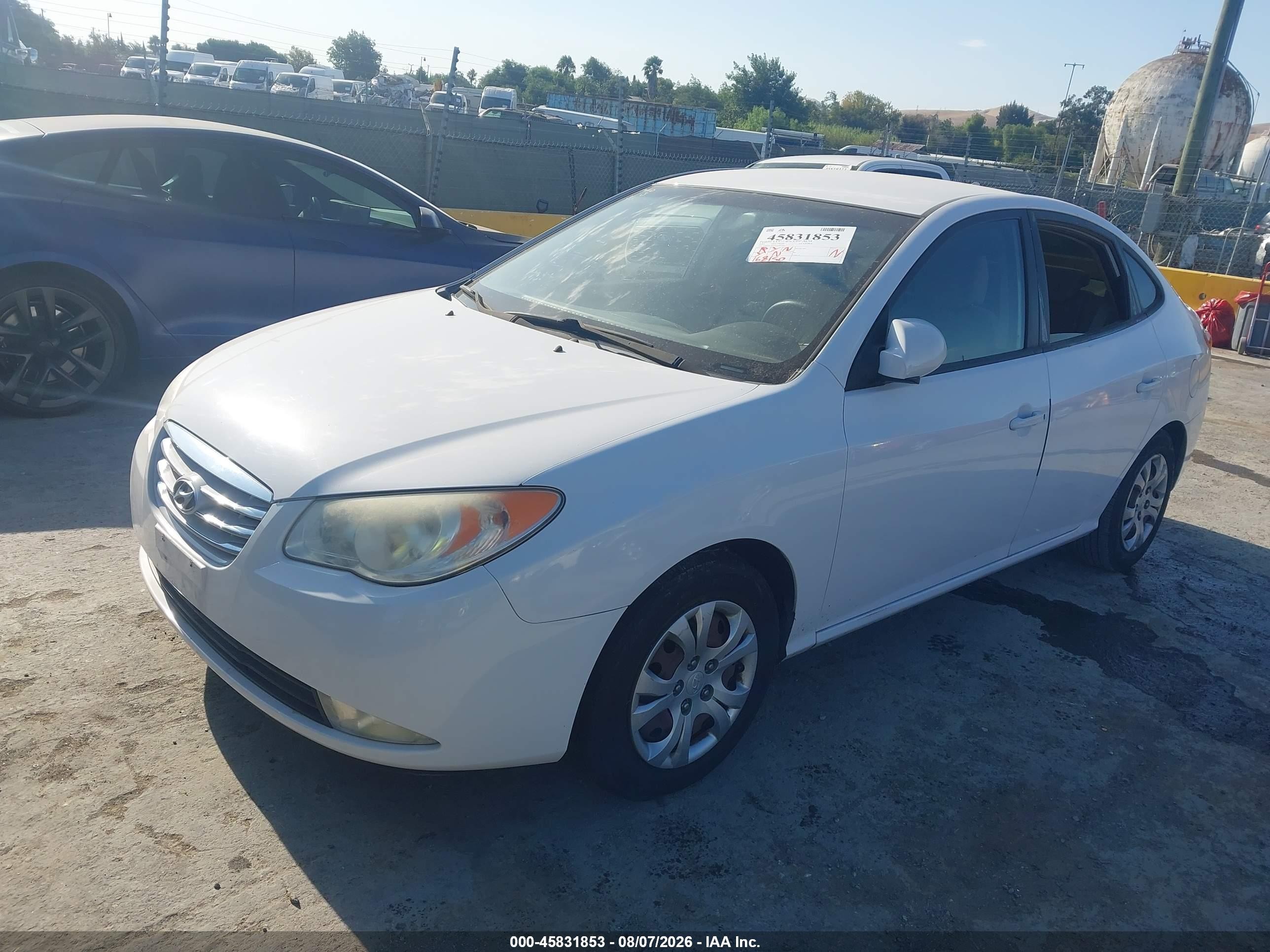 2010 Hyundai Elantra Gls White vin: KMHDU4AD5AU892086
