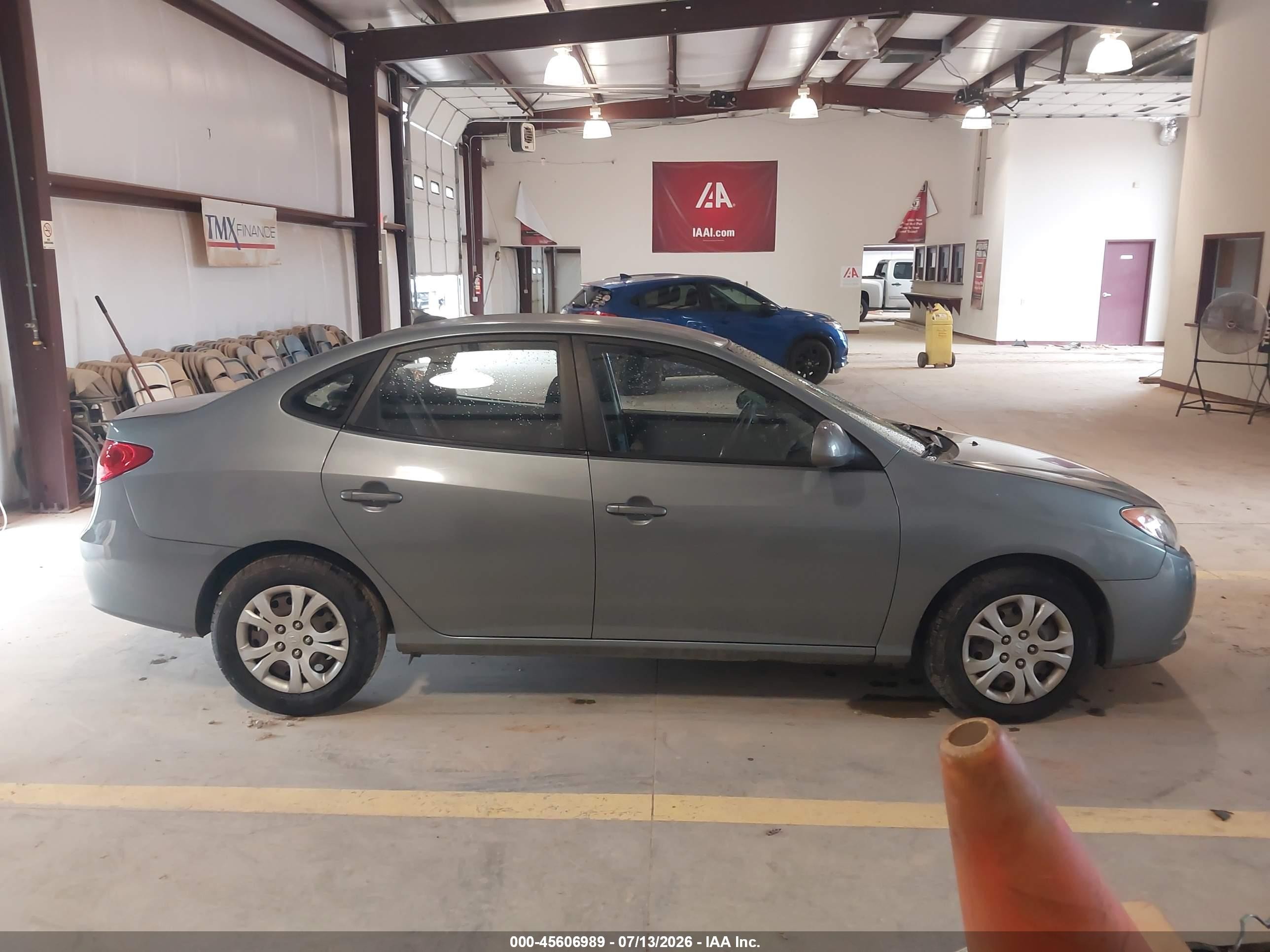 2010 Hyundai Elantra Gls Gray vin: KMHDU4AD5AU932196