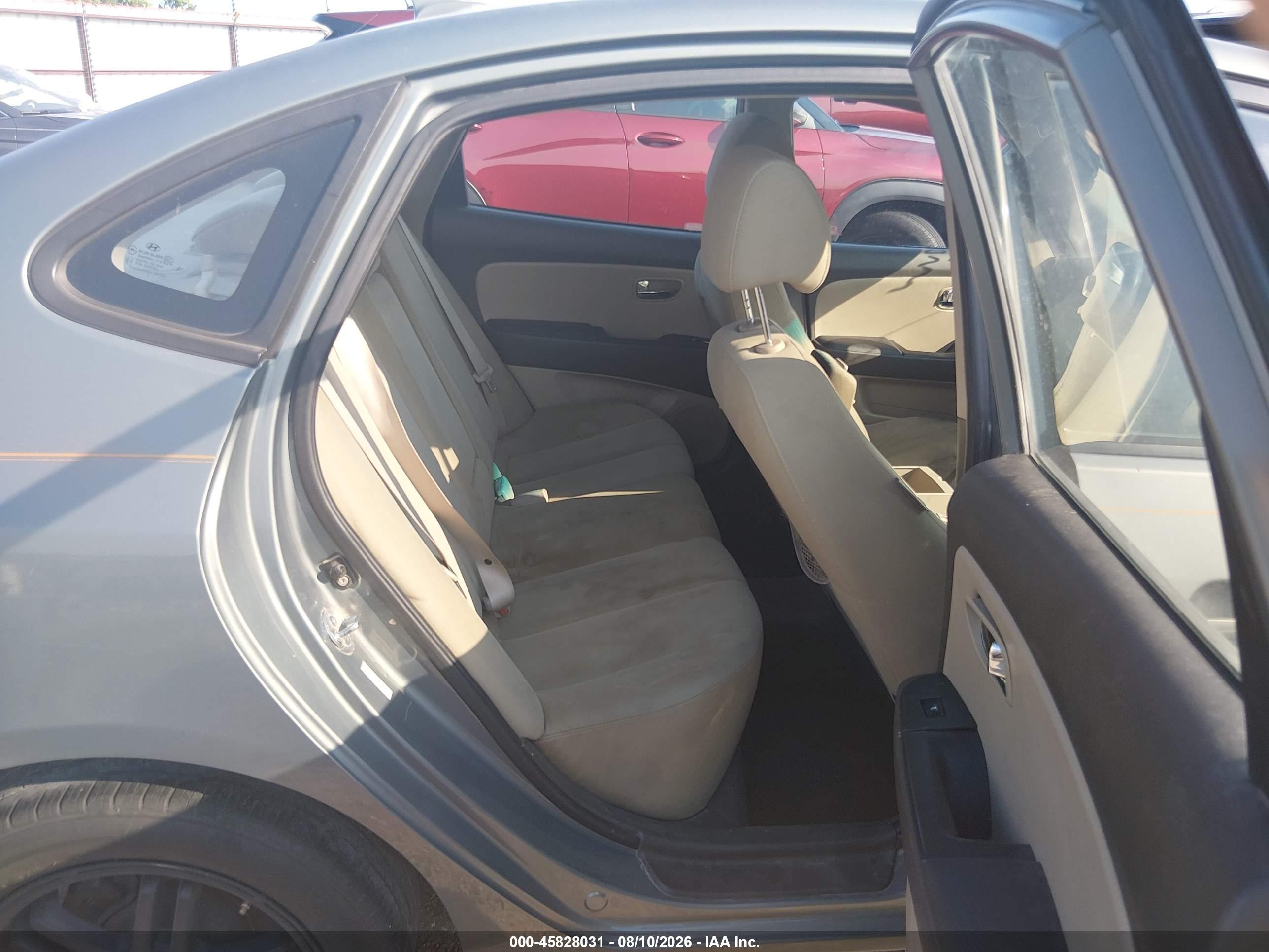 2010 Hyundai Elantra Gls Gray vin: KMHDU4AD6AU048431
