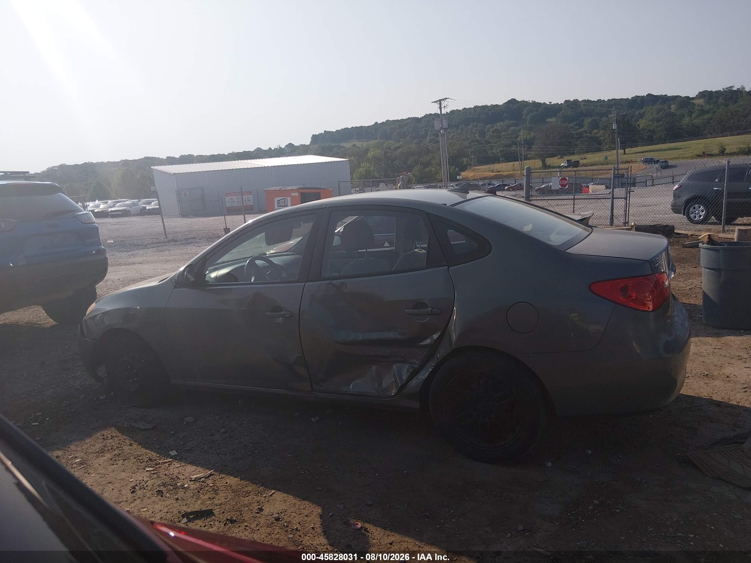 2010 Hyundai Elantra Gls Gray vin: KMHDU4AD6AU048431