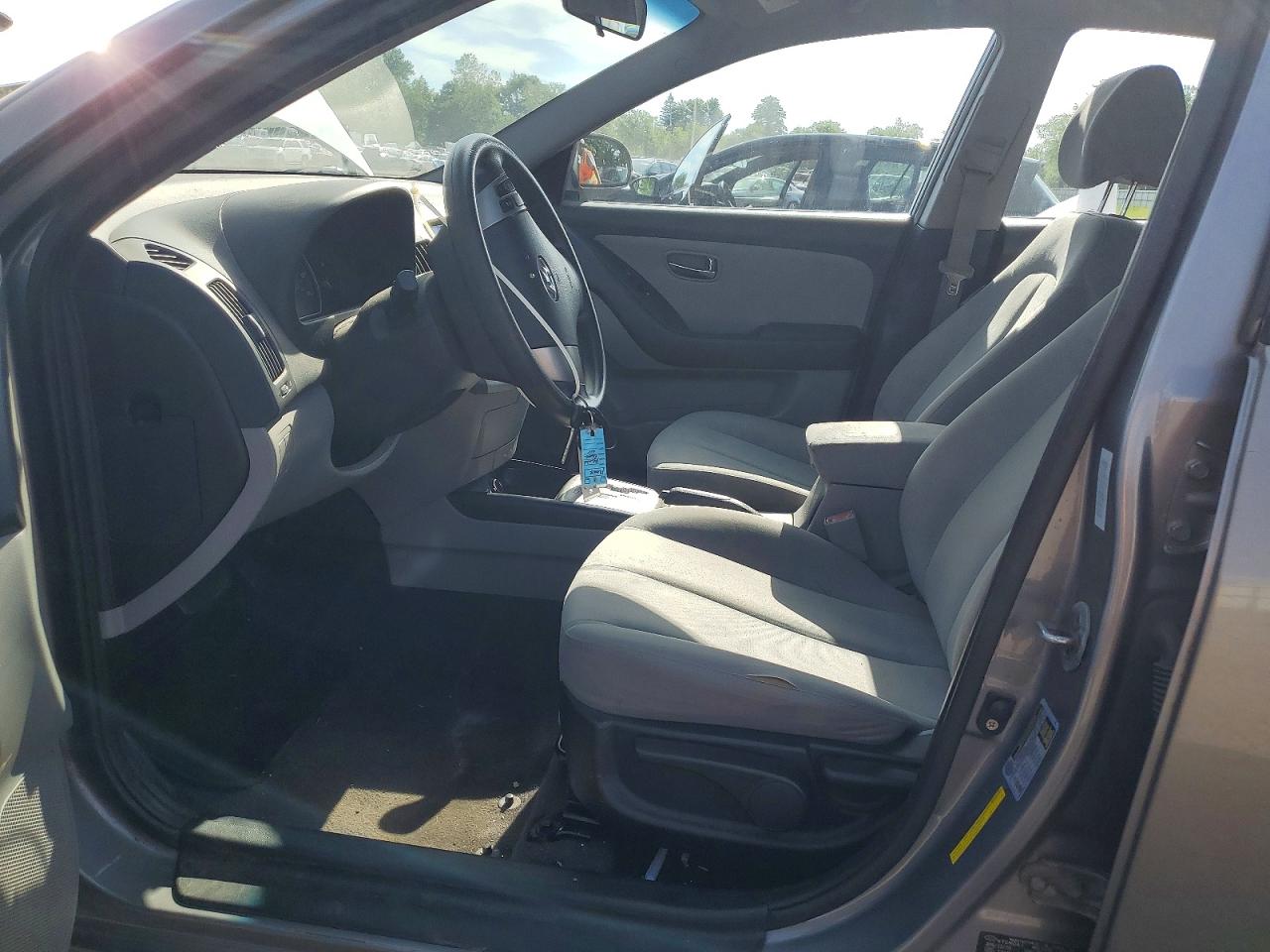 2010 Hyundai Elantra Gls Silver vin: KMHDU4AD6AU064709