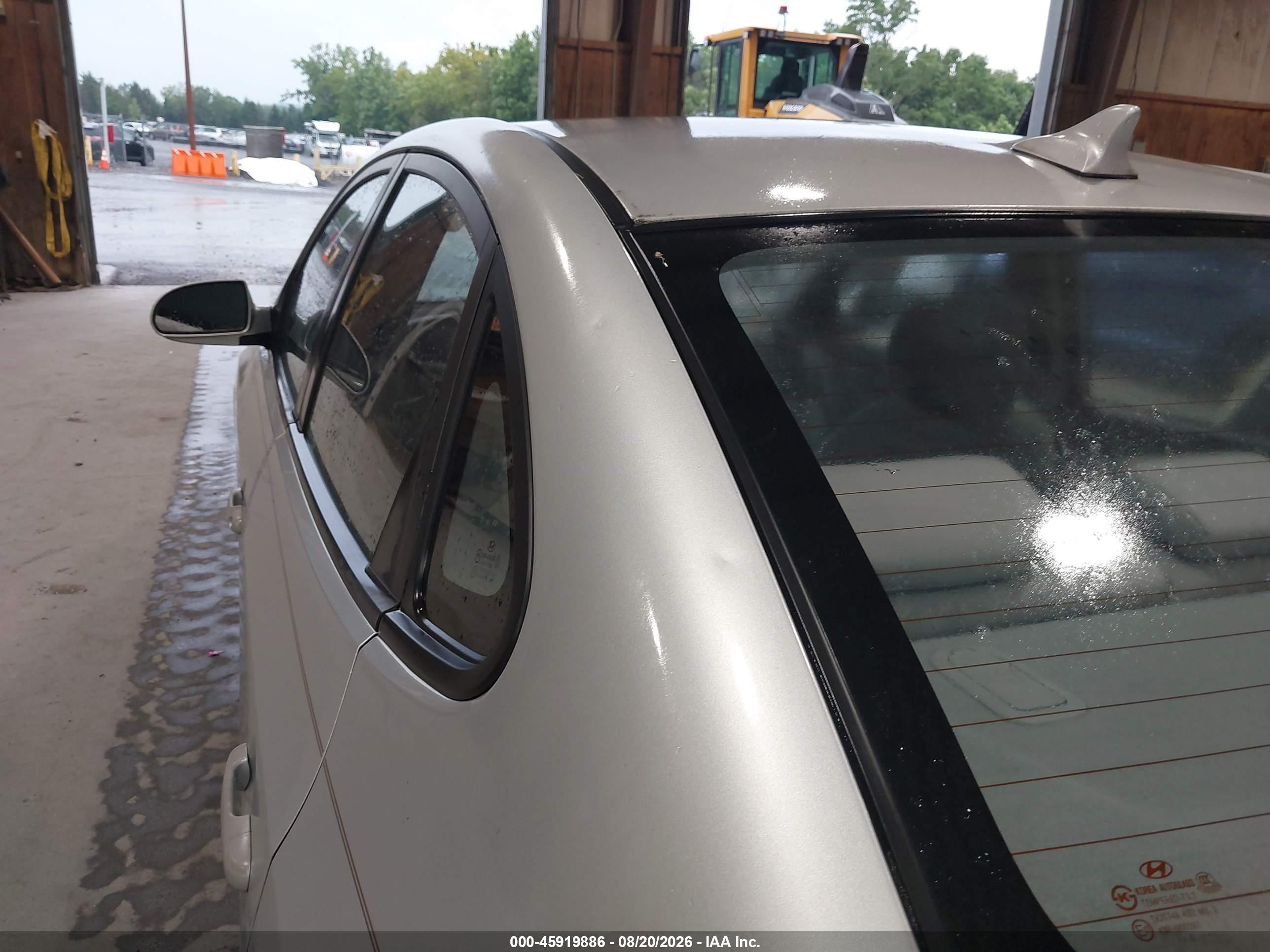 2010 Hyundai Elantra Gls Gray vin: KMHDU4AD6AU148786