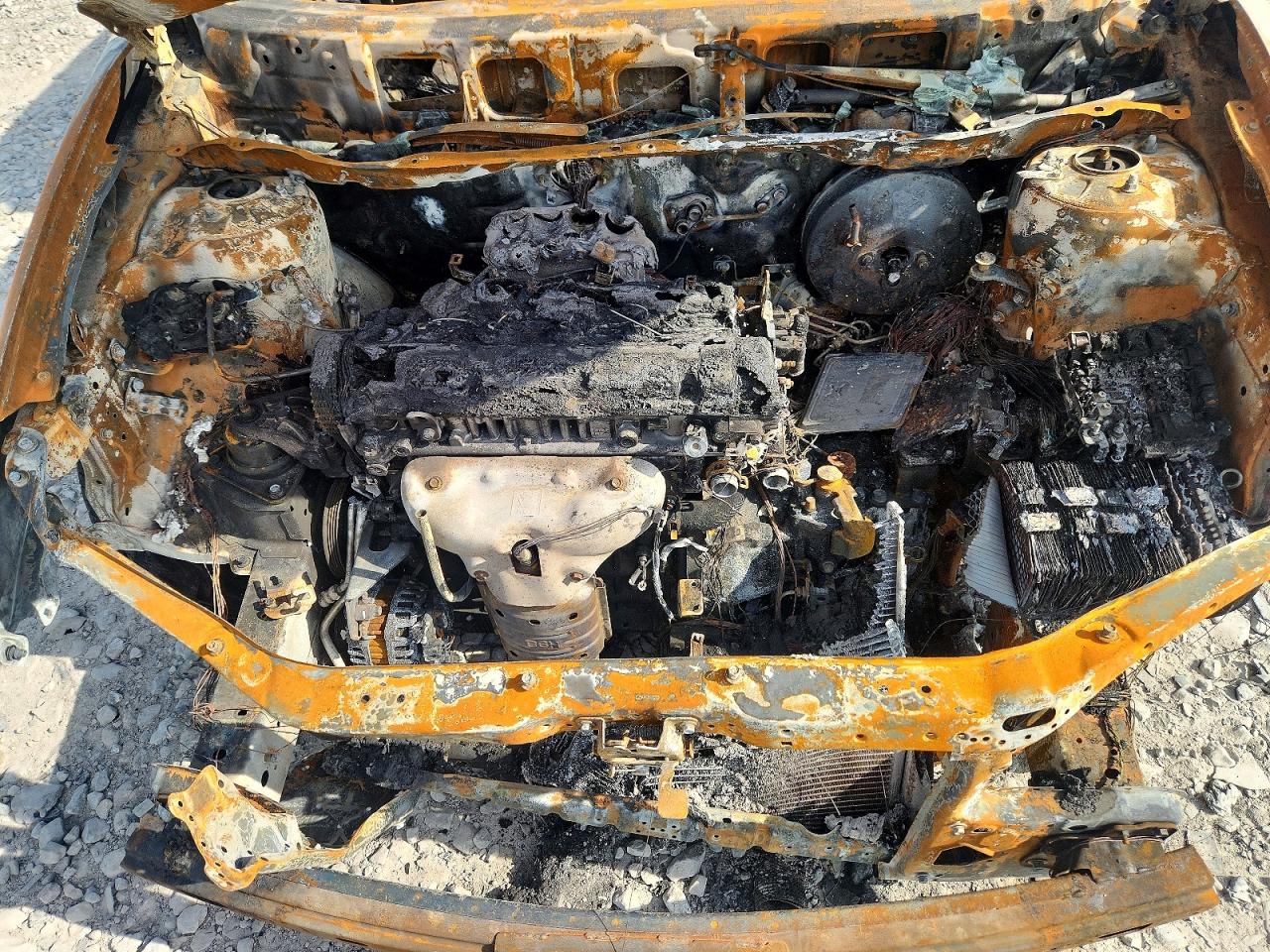 2010 Hyundai Elantra Blue Burn vin: KMHDU4AD6AU837758