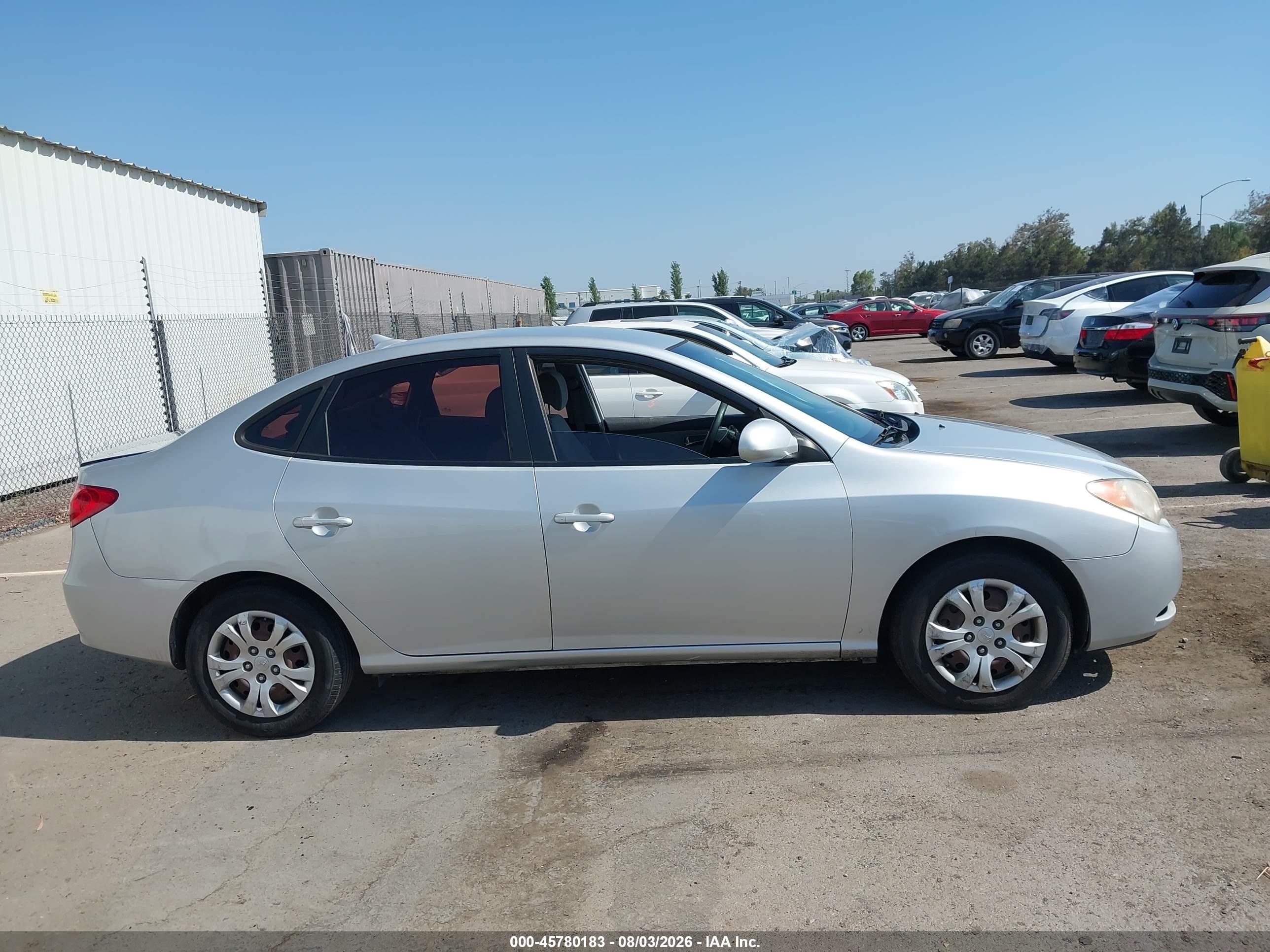 2010 Hyundai Elantra Gls Silver vin: KMHDU4AD6AU854365