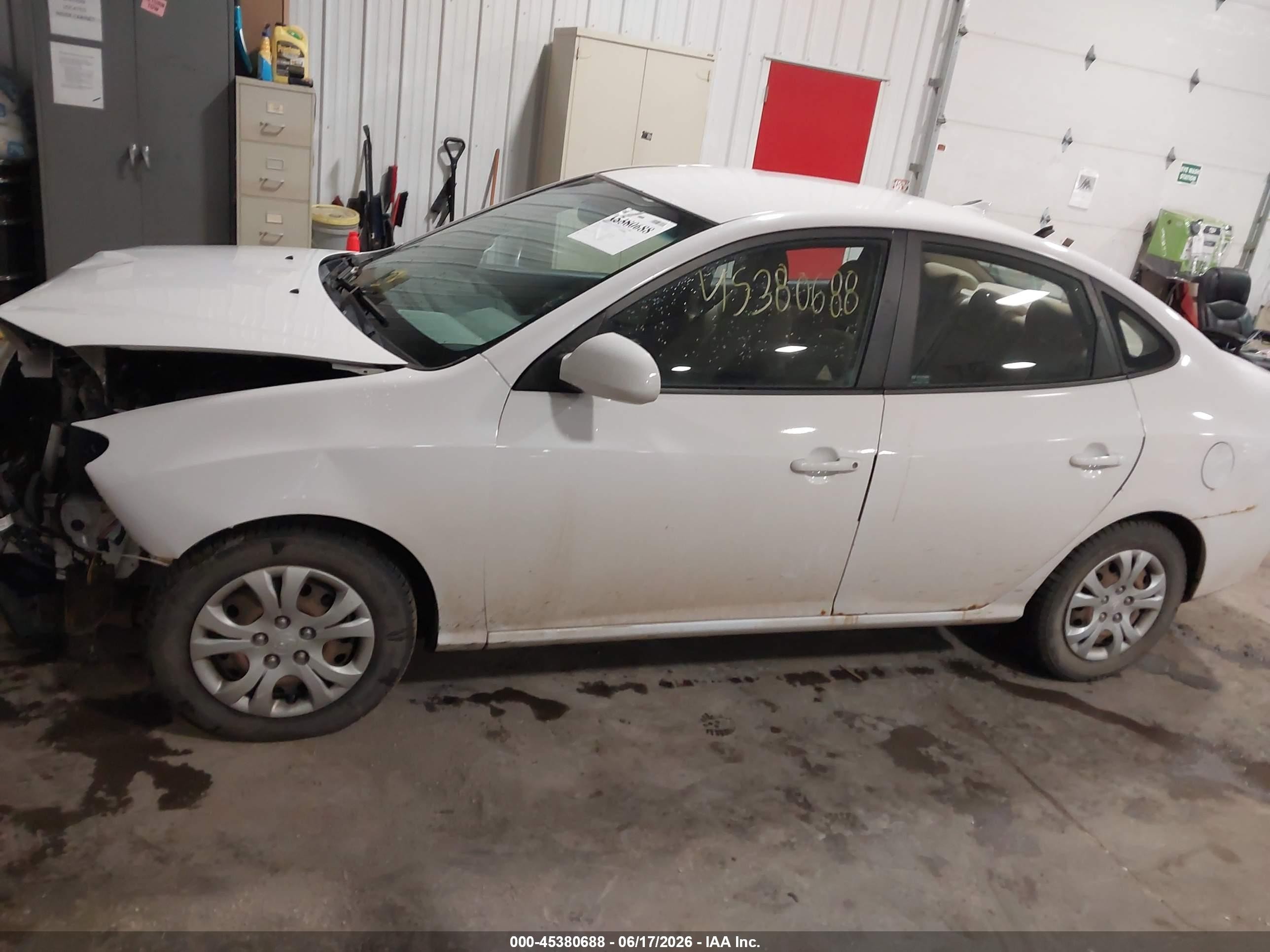 2010 Hyundai Elantra Gls White vin: KMHDU4AD6AU924995