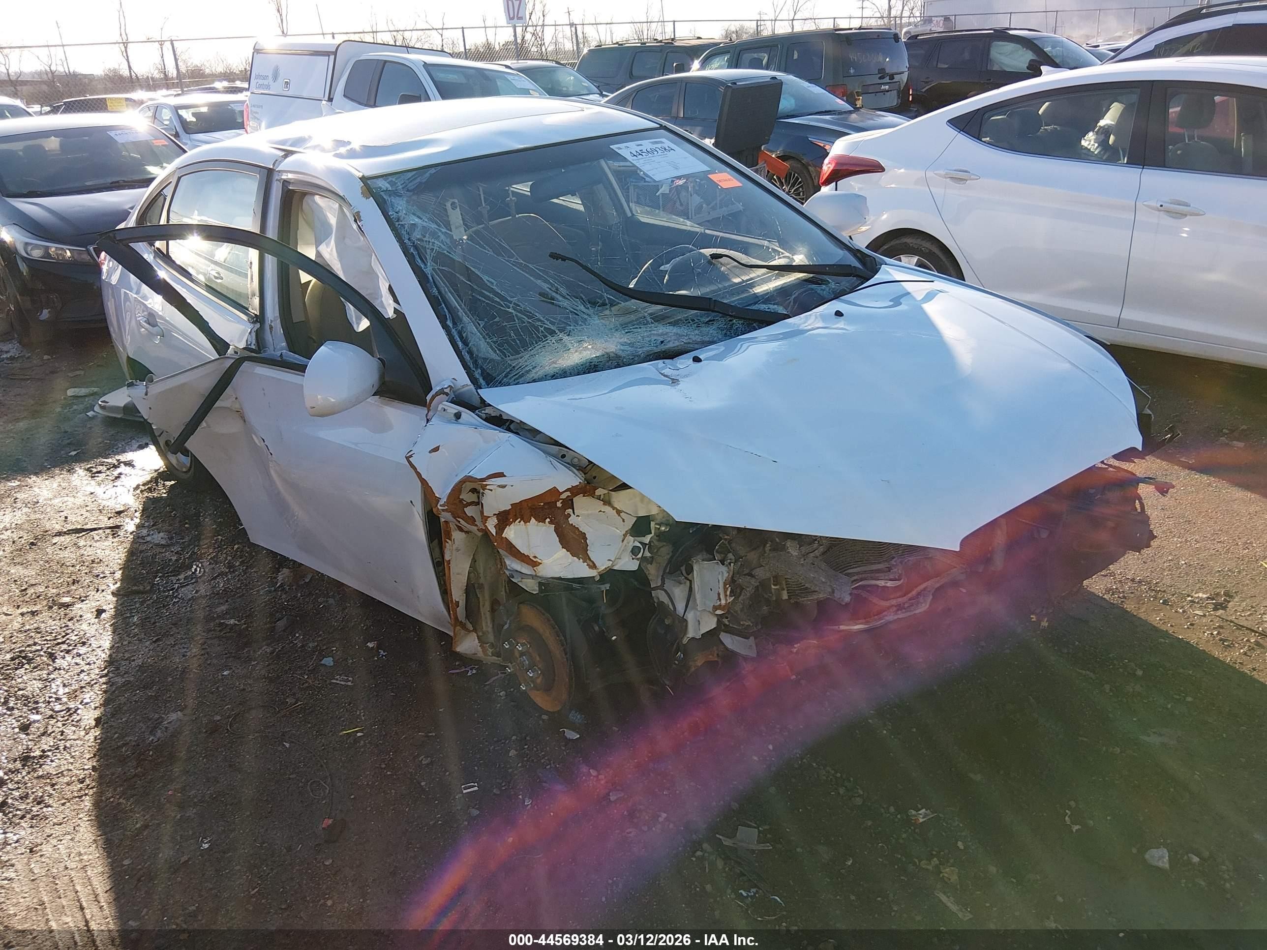 2010 Hyundai Elantra Gls White vin: KMHDU4AD7AU058949