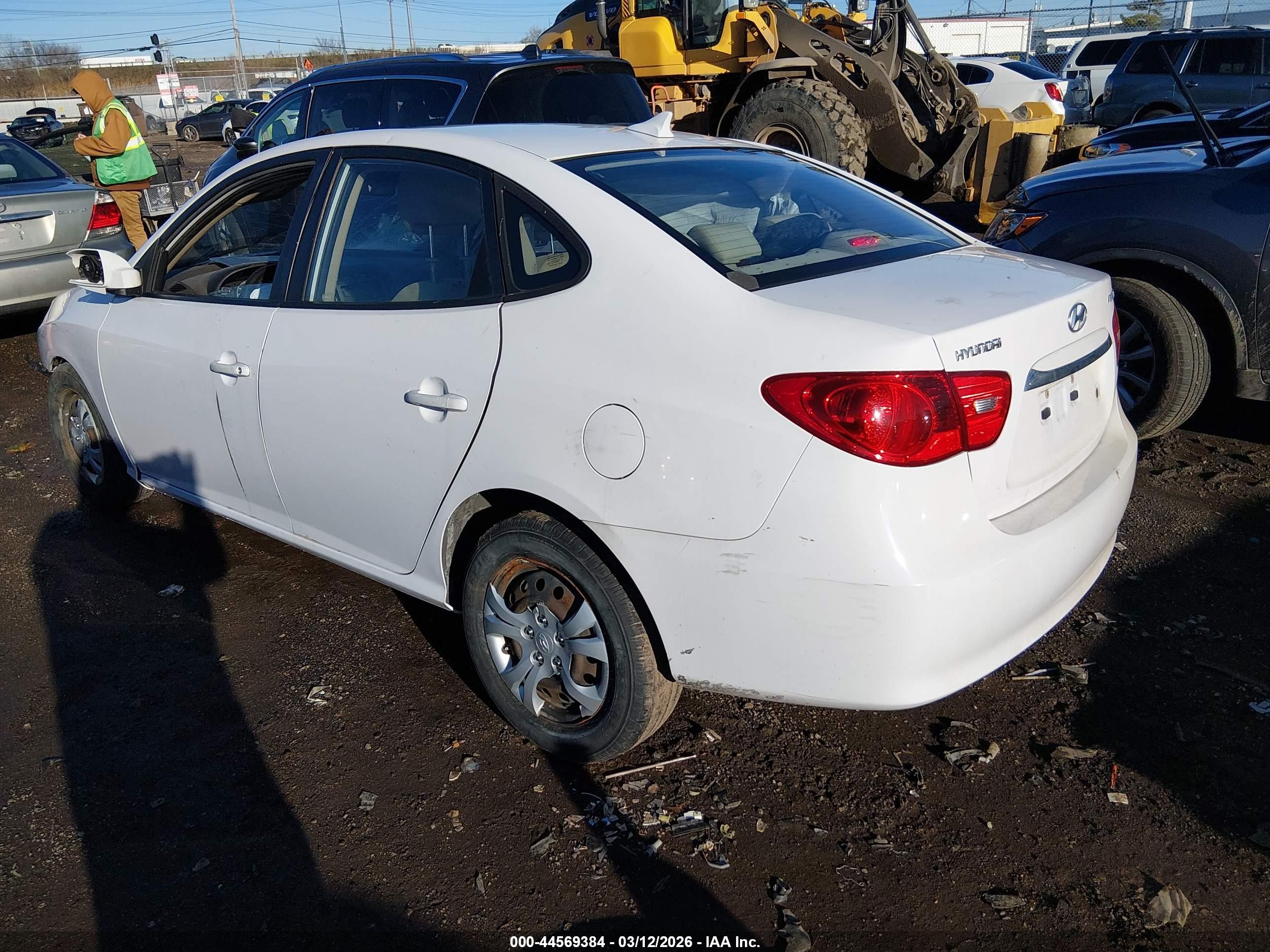 2010 Hyundai Elantra Gls Белый vin: KMHDU4AD7AU058949