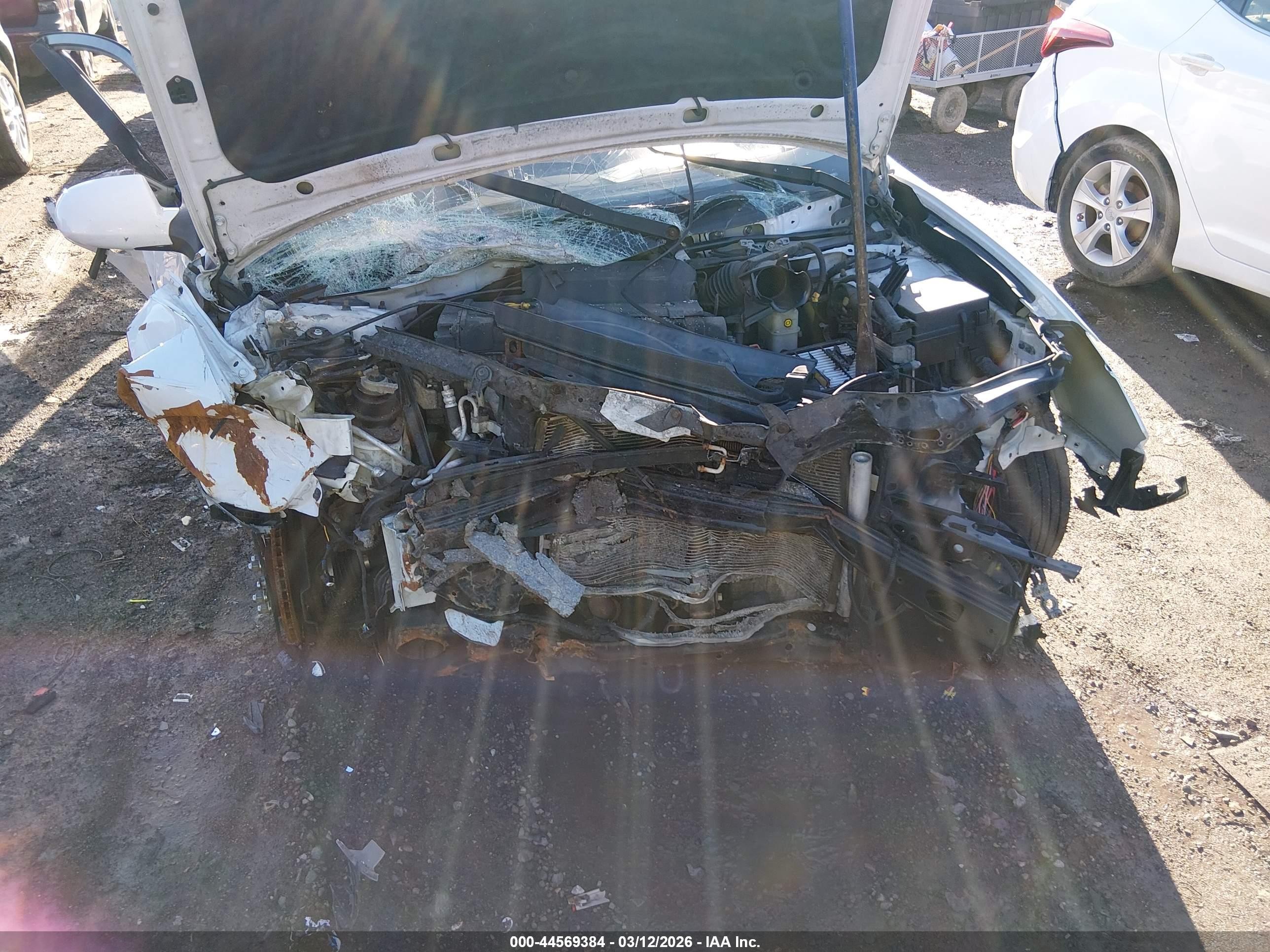 2010 Hyundai Elantra Gls Белый vin: KMHDU4AD7AU058949