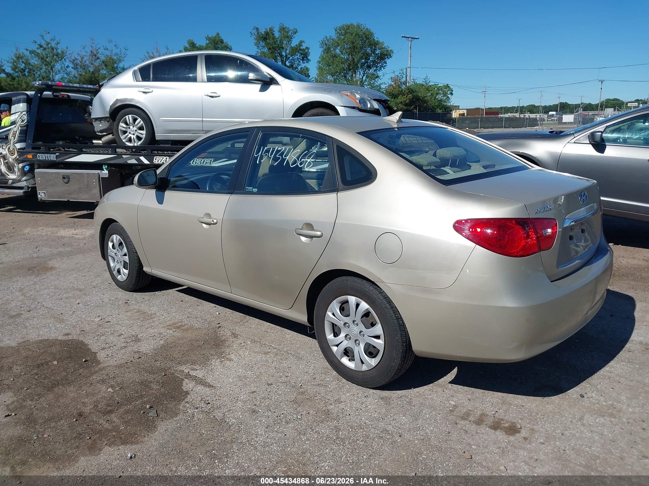 2010 Hyundai Elantra Gls Champagne vin: KMHDU4AD7AU113030