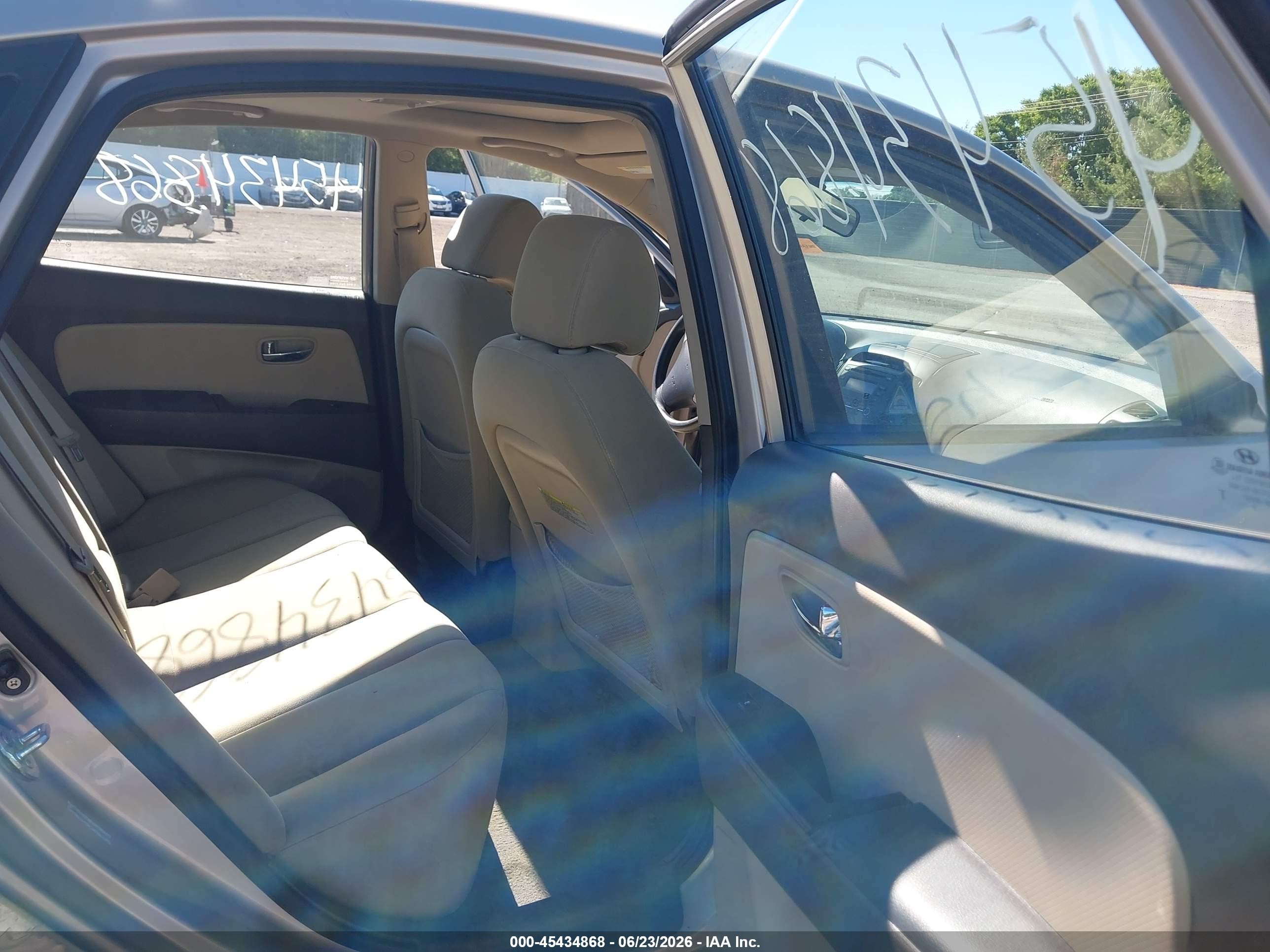 2010 Hyundai Elantra Gls Champagne vin: KMHDU4AD7AU113030