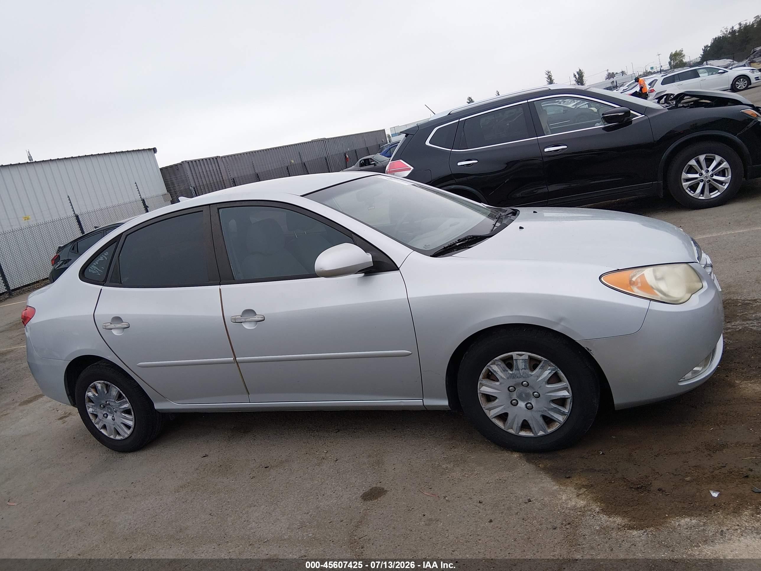 2010 Hyundai Elantra Gls Silver vin: KMHDU4AD7AU124044