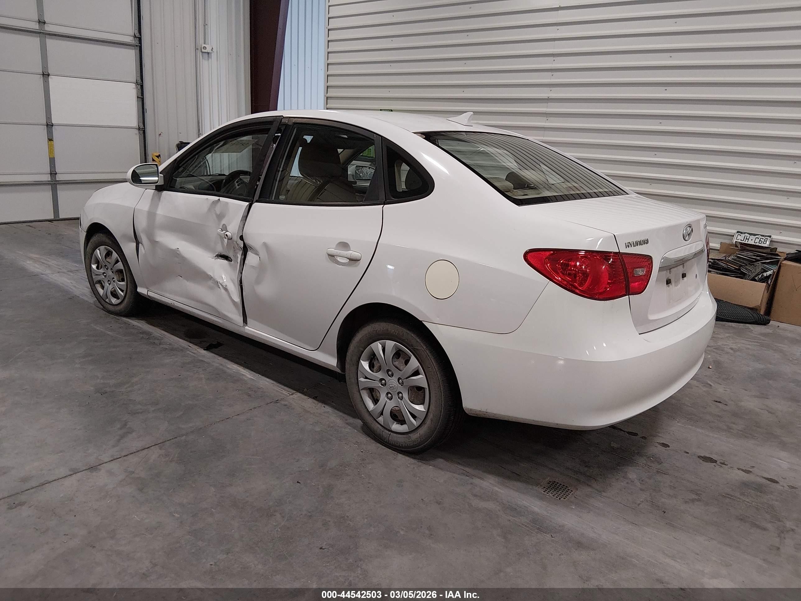 2010 Hyundai Elantra Gls White vin: KMHDU4AD7AU124528