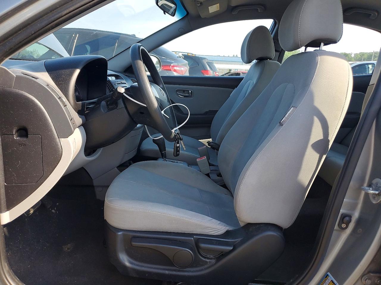 2010 Hyundai Elantra Gls Gray vin: KMHDU4AD7AU952885