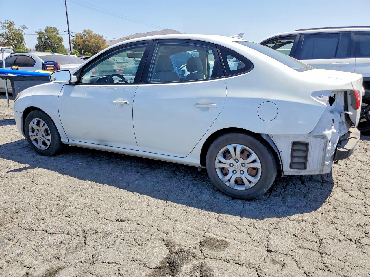 2010 Hyundai Elantra Gls White vin: KMHDU4AD8AU094018