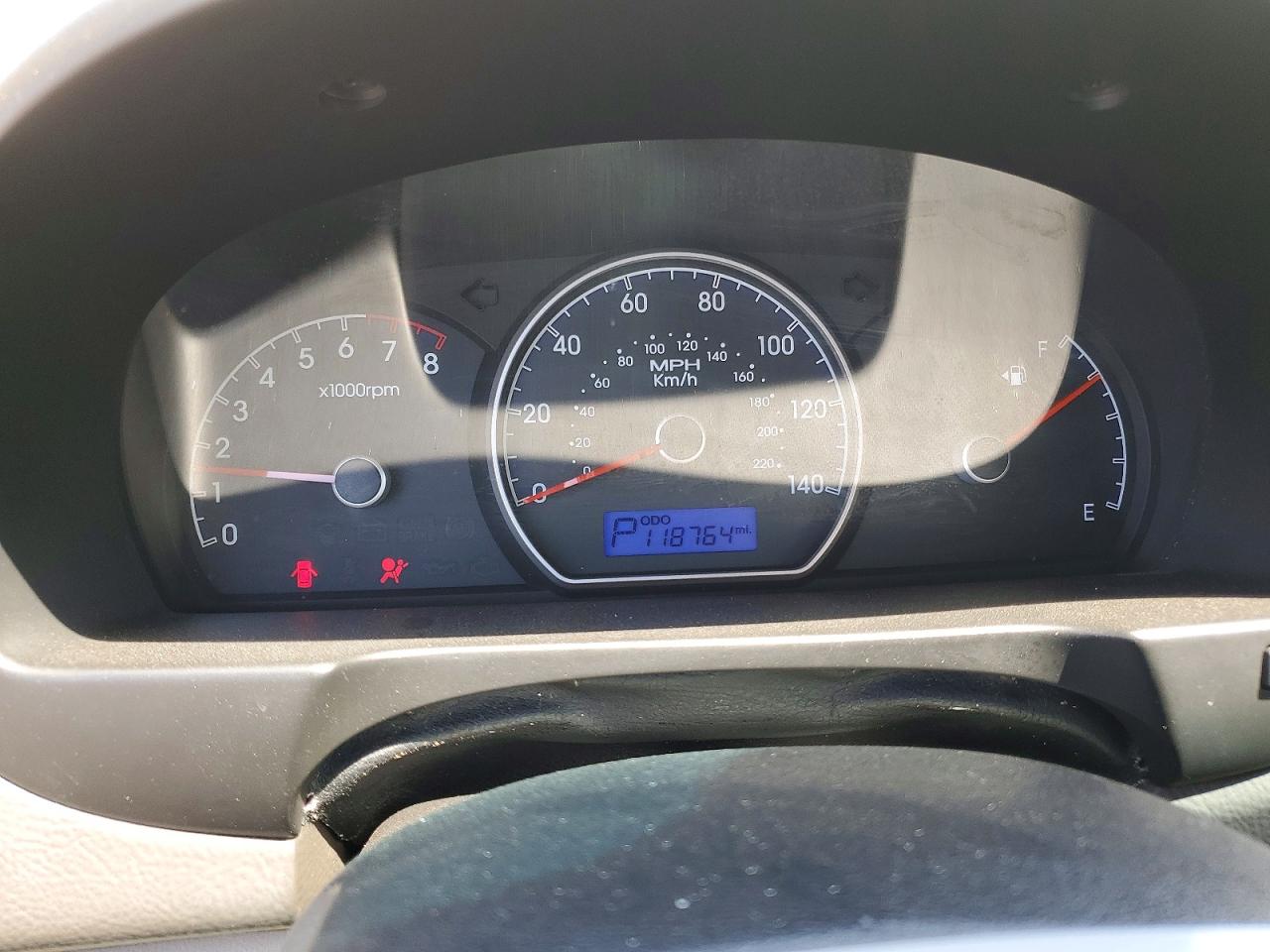 2010 Hyundai Elantra Gls White vin: KMHDU4AD8AU094018