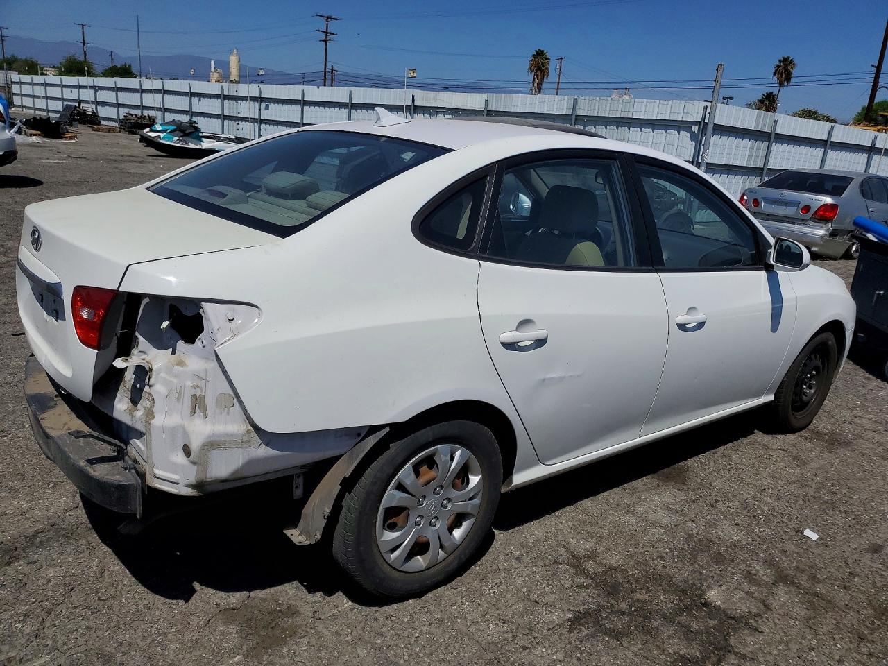 2010 Hyundai Elantra Gls White vin: KMHDU4AD8AU094018