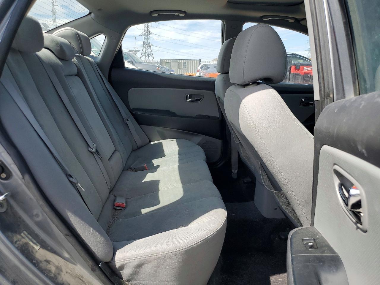 2010 Hyundai Elantra Gls Gray vin: KMHDU4AD8AU099834