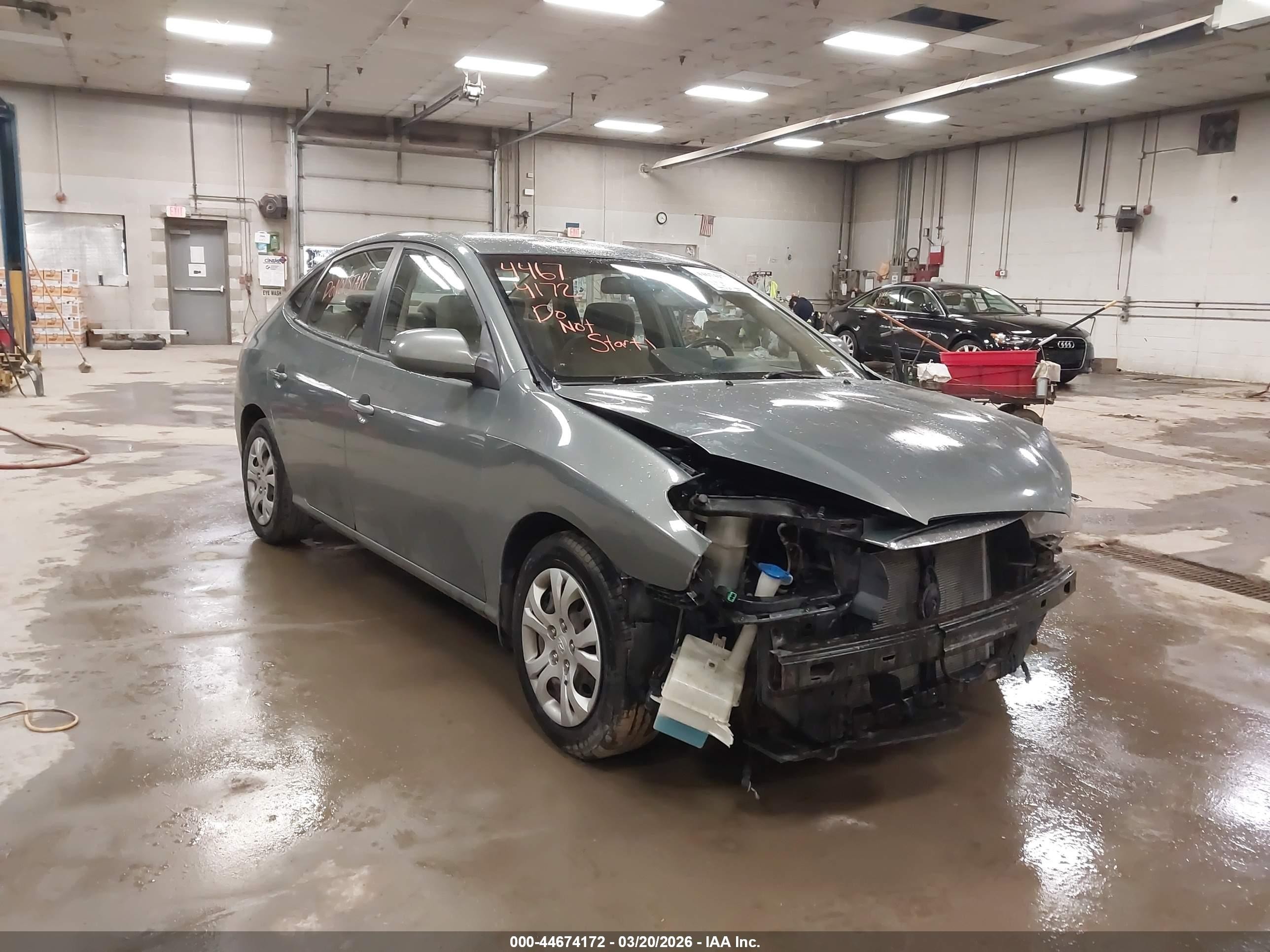 2010 Hyundai Elantra Gls Green vin: KMHDU4AD8AU828902