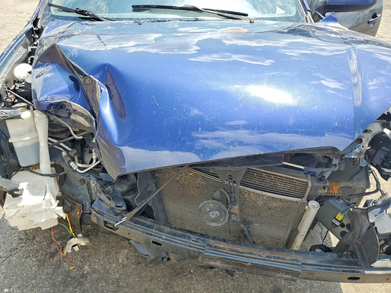 2010 Hyundai Elantra Gls Blue vin: KMHDU4AD8AU838457