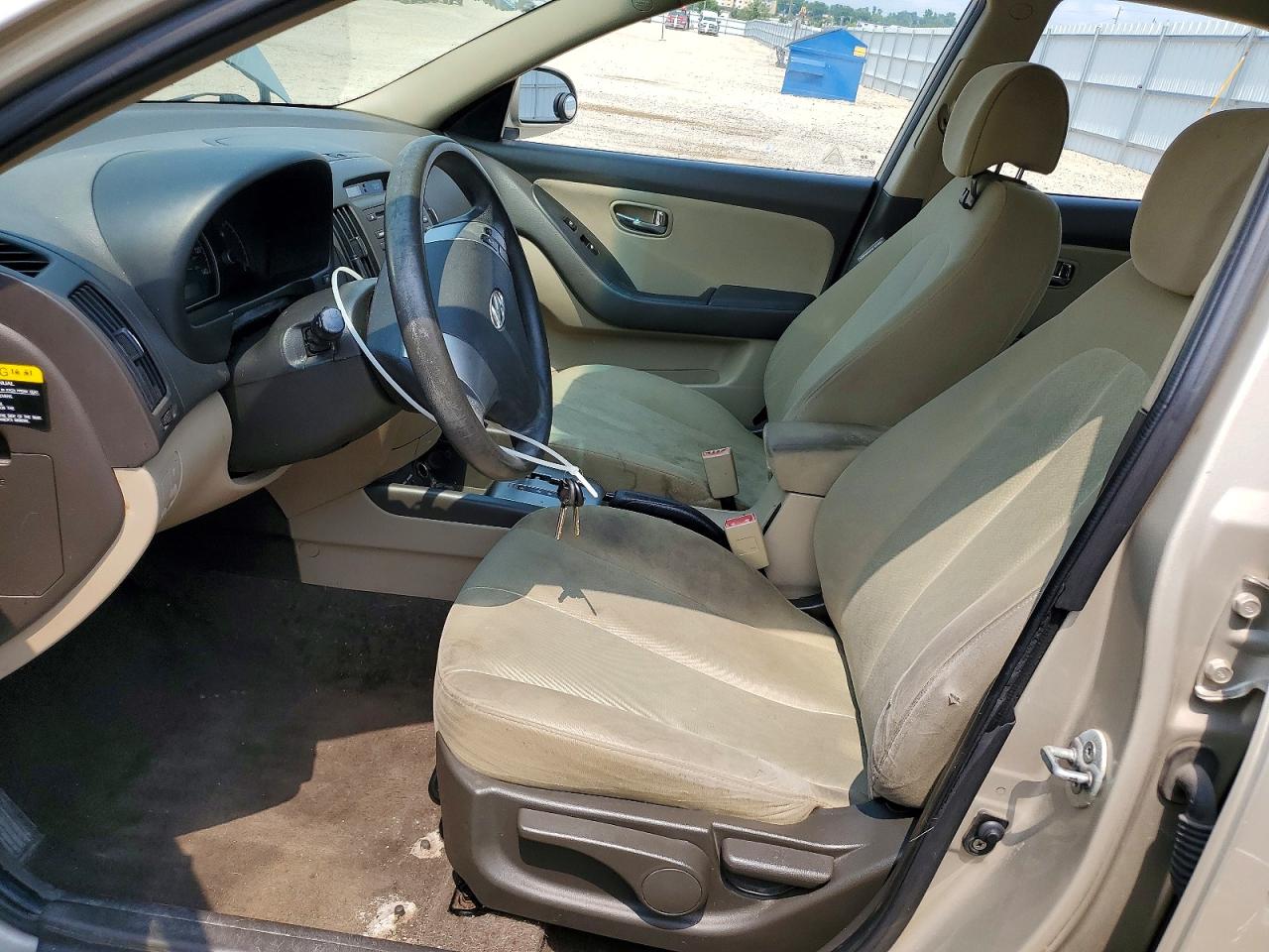 2010 Hyundai Elantra Gls Gold vin: KMHDU4AD8AU839544