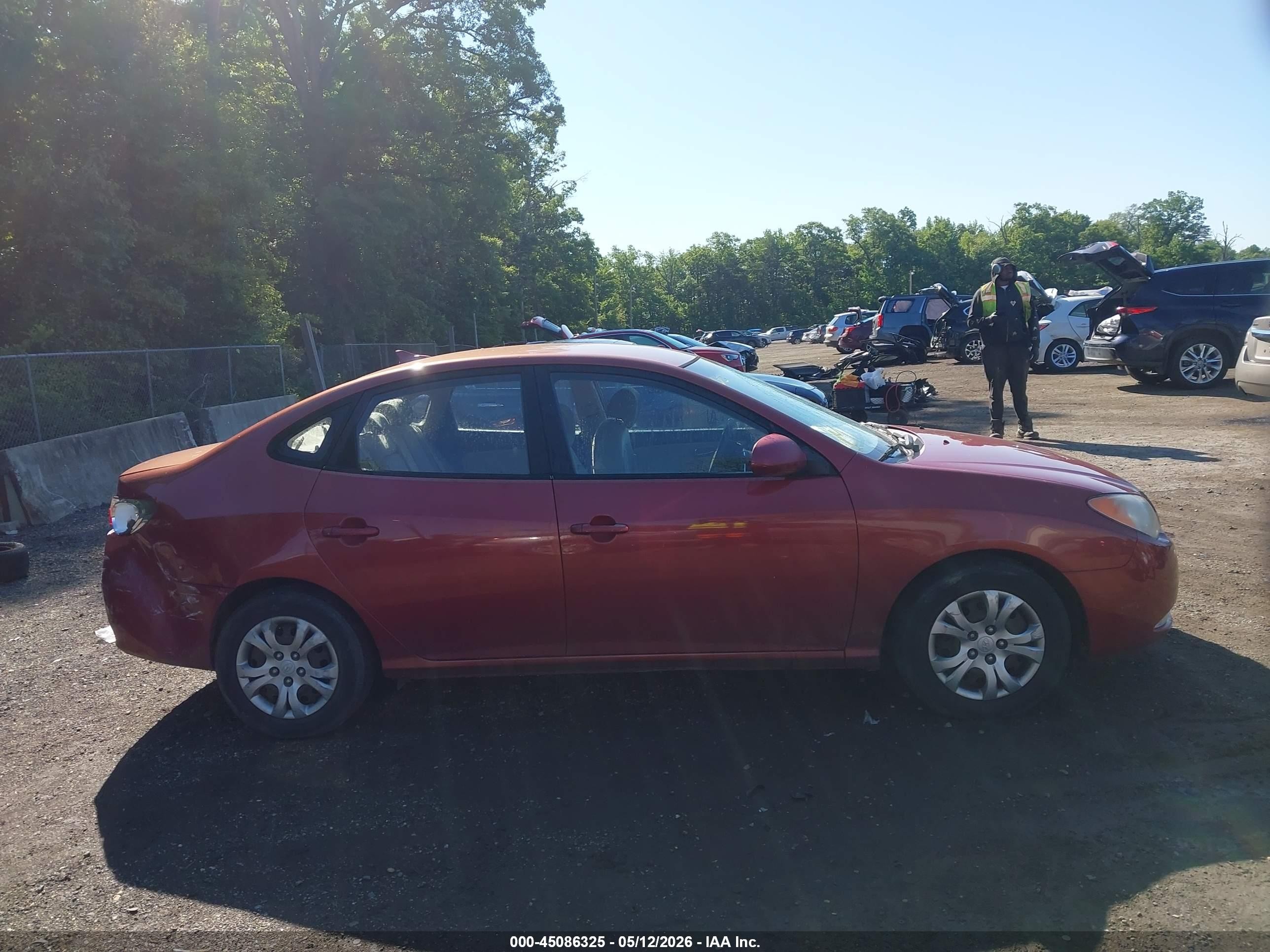 2010 Hyundai Elantra Gls Red vin: KMHDU4AD8AU843769
