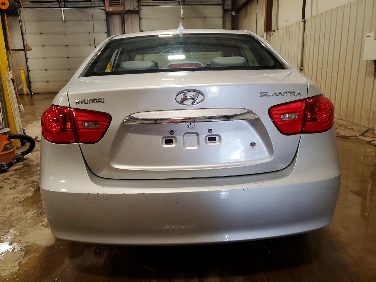 2010 Hyundai Elantra Gls Серебряный vin: KMHDU4AD8AU863469